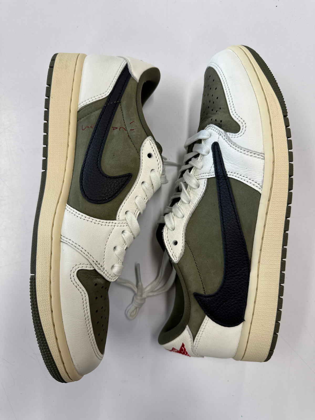 AIR JORDAN 1 LOW TRAVIS SCOTT OLIVE - SIZE 9.5 (WORN)