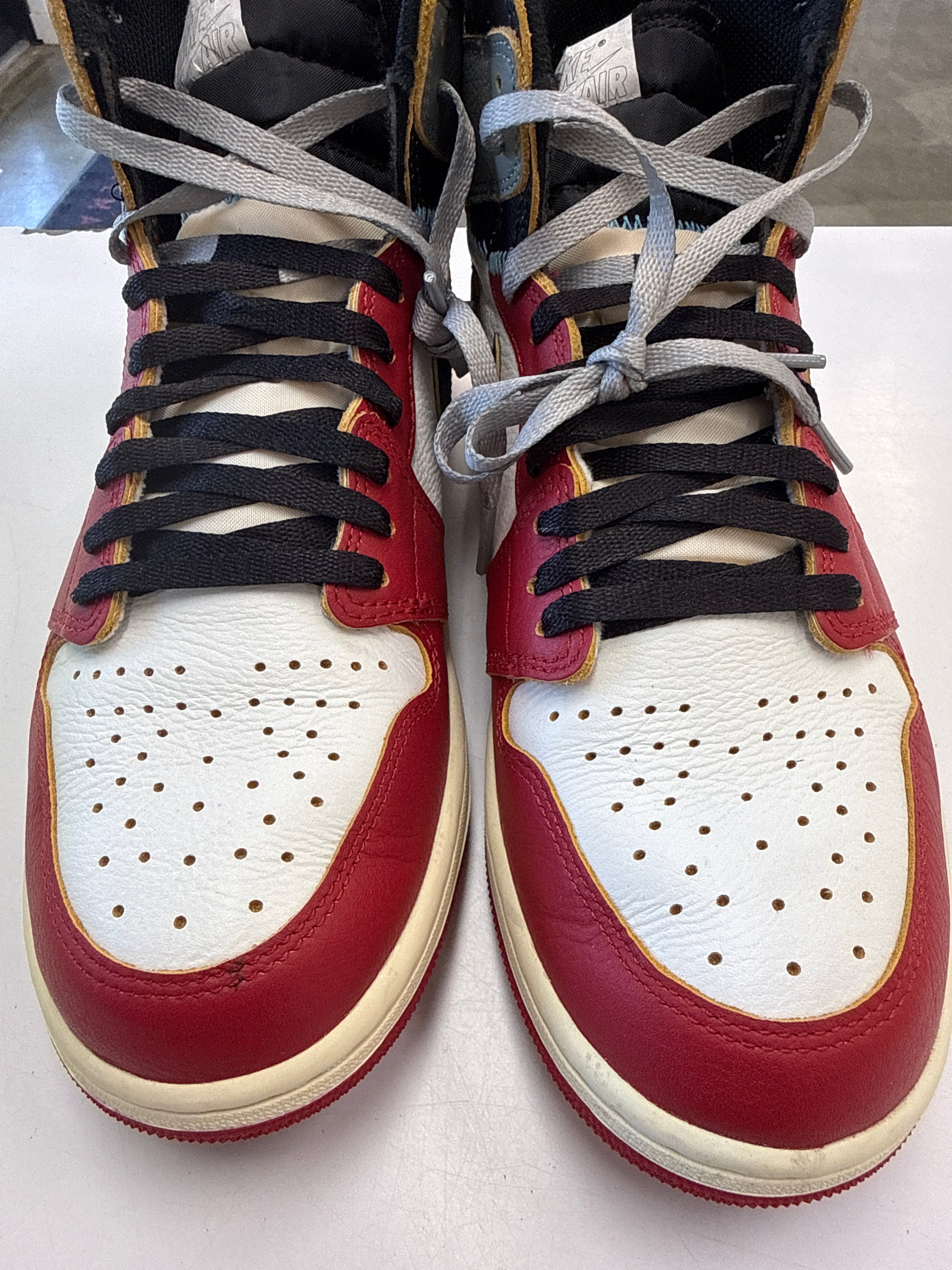 AIR JORDAN 1 HIGH UNION LA CHICAGO SHADOW - SIZE 11.5 (WORN)