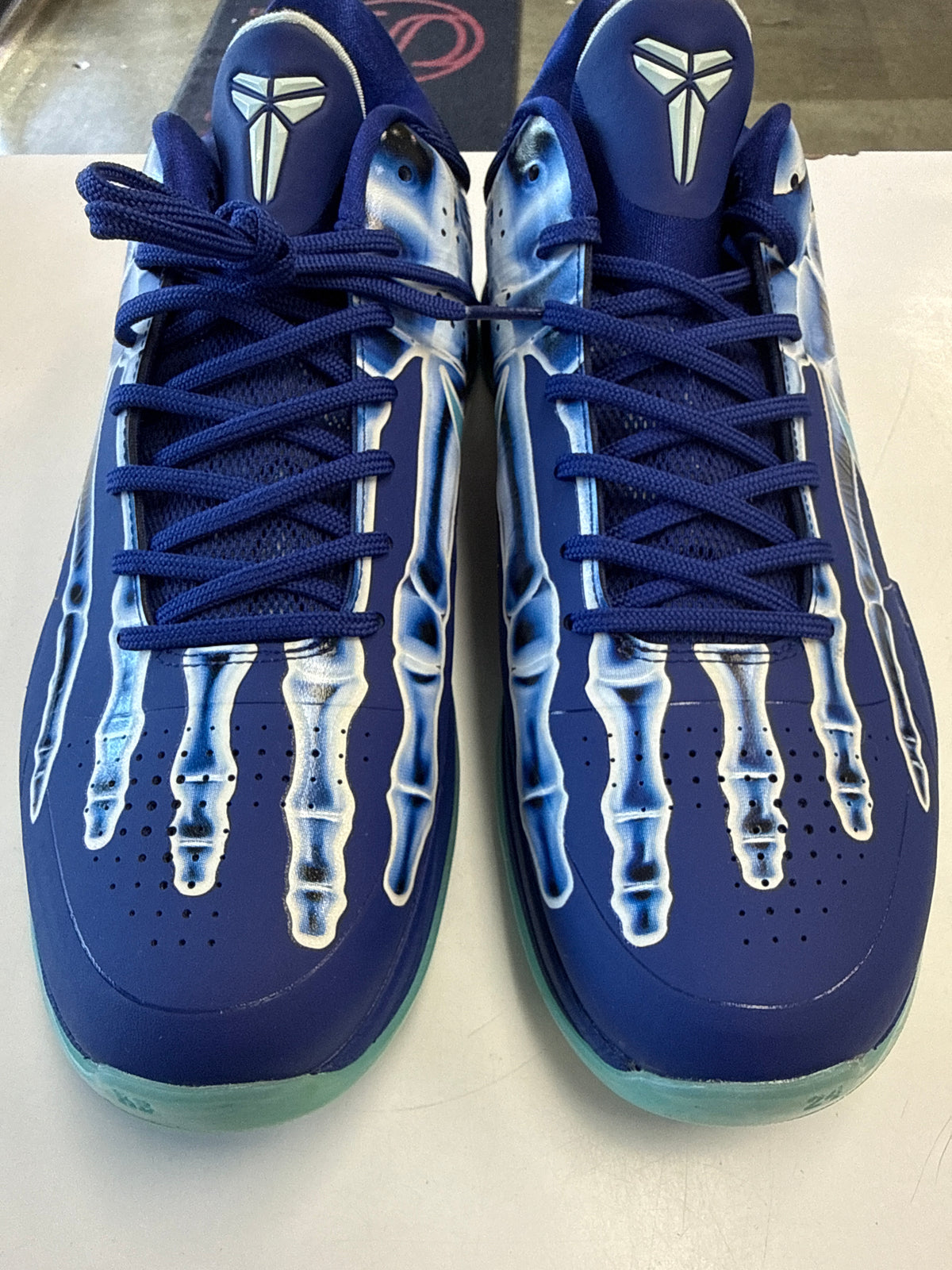 KOBE 5 PROTRO X- RAY - SIZE 13 (WORN)