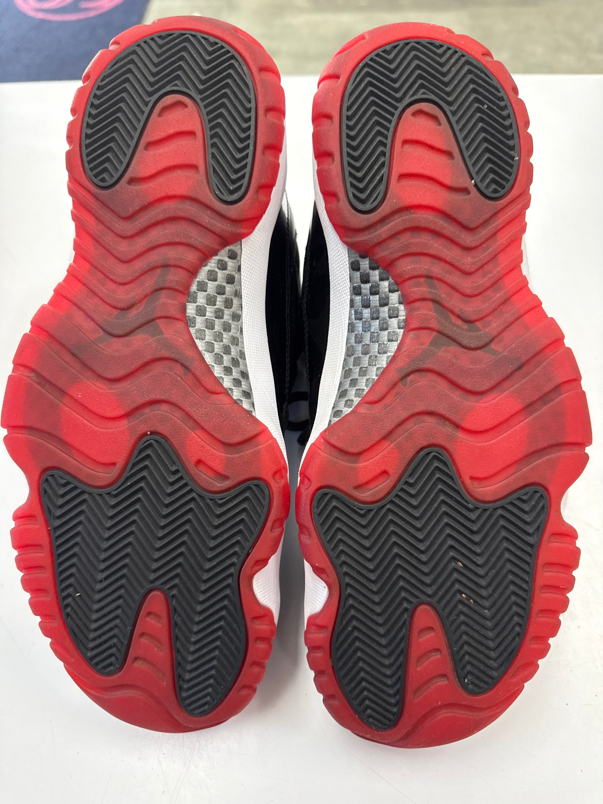 AIR JORDAN 11 BRED 2012 - SIZE 10.5 (WORN)