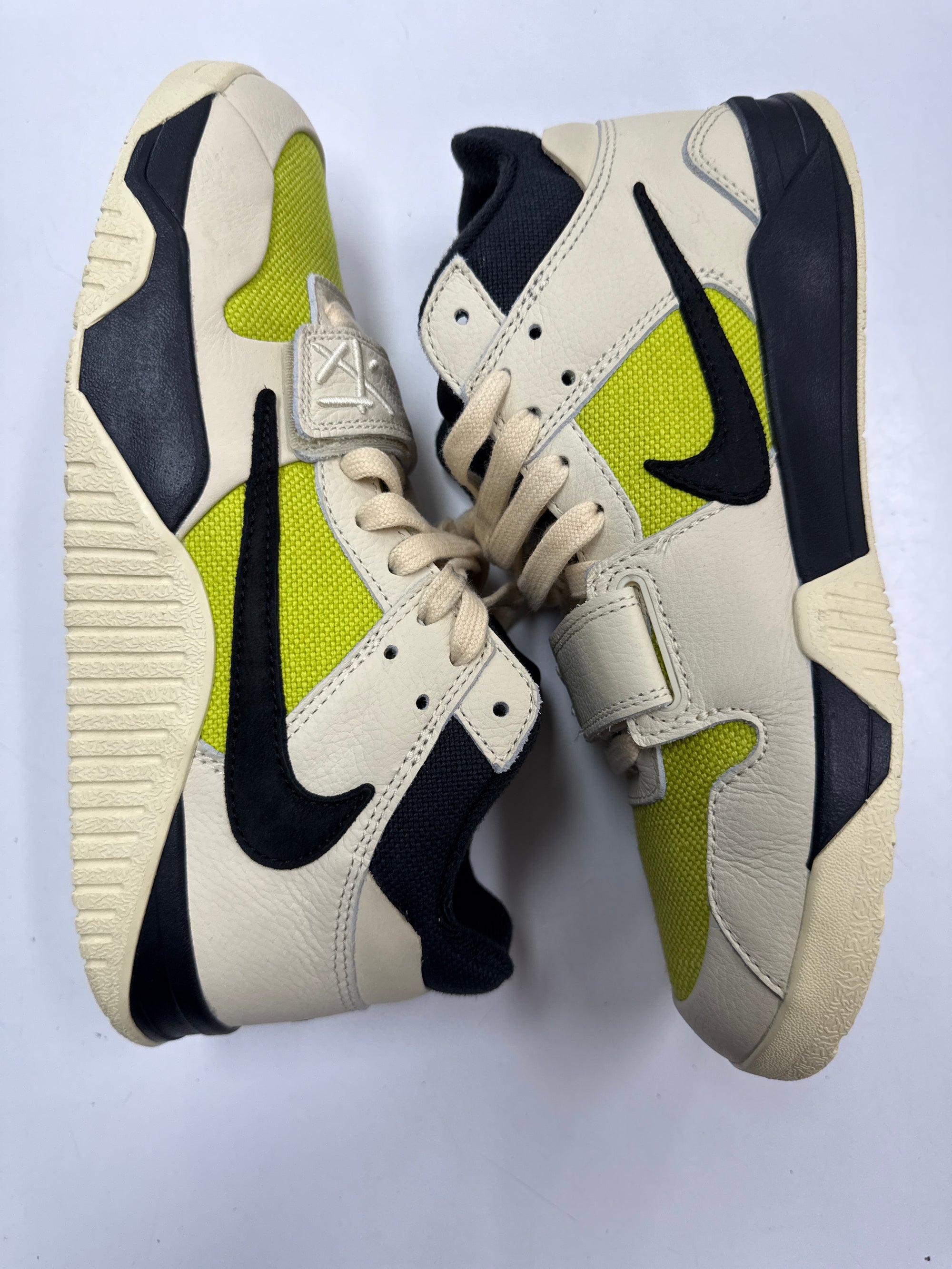 JORDAN JUMPMAN JACK TRAVIS SCOTT BRIGHT CACTUS - SIZE 8.5 (WORN)