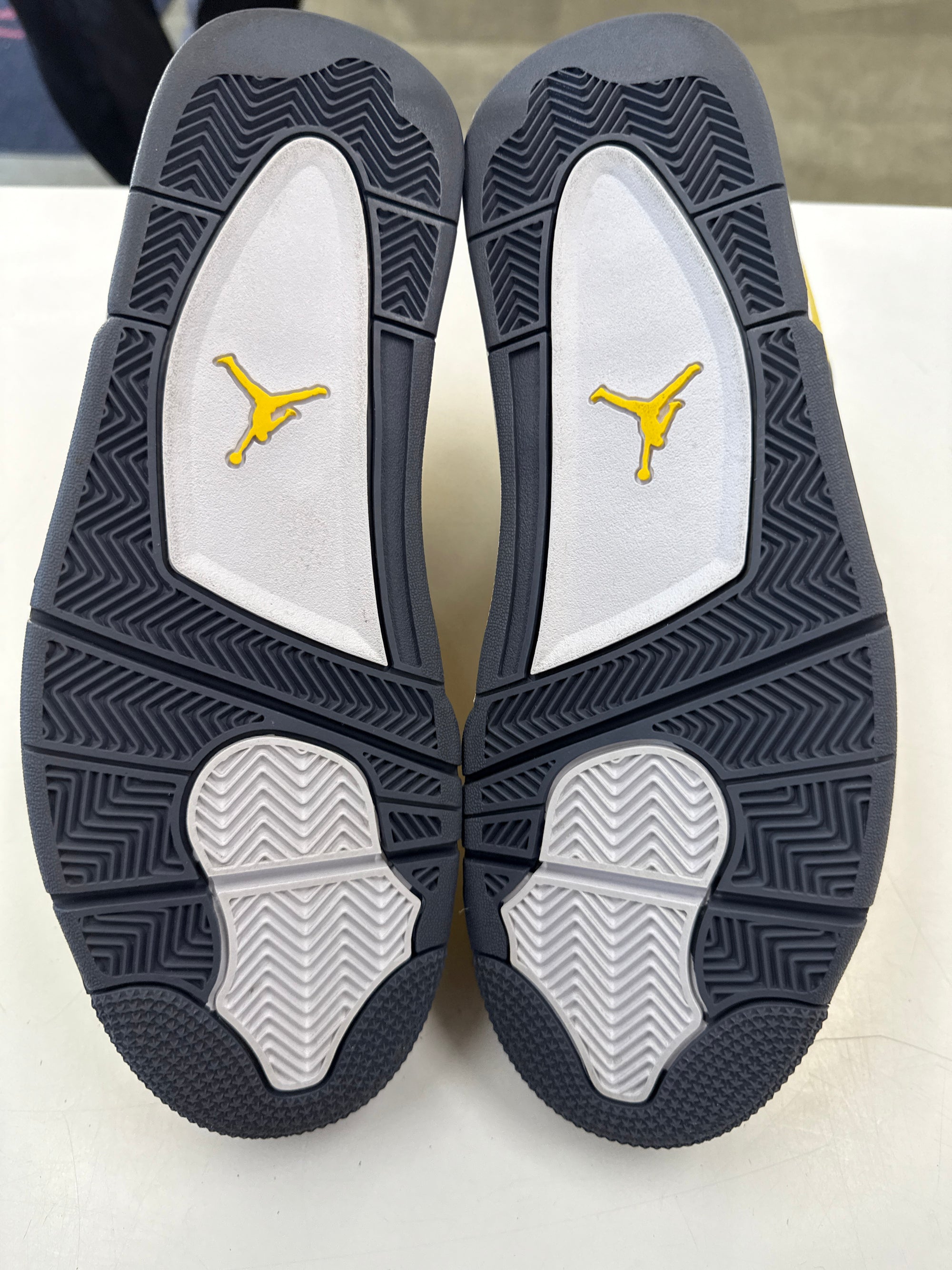 AIR JORDAN 4 LIGHTNING - SIZE 12 (WORN) - SUPER CLEAN