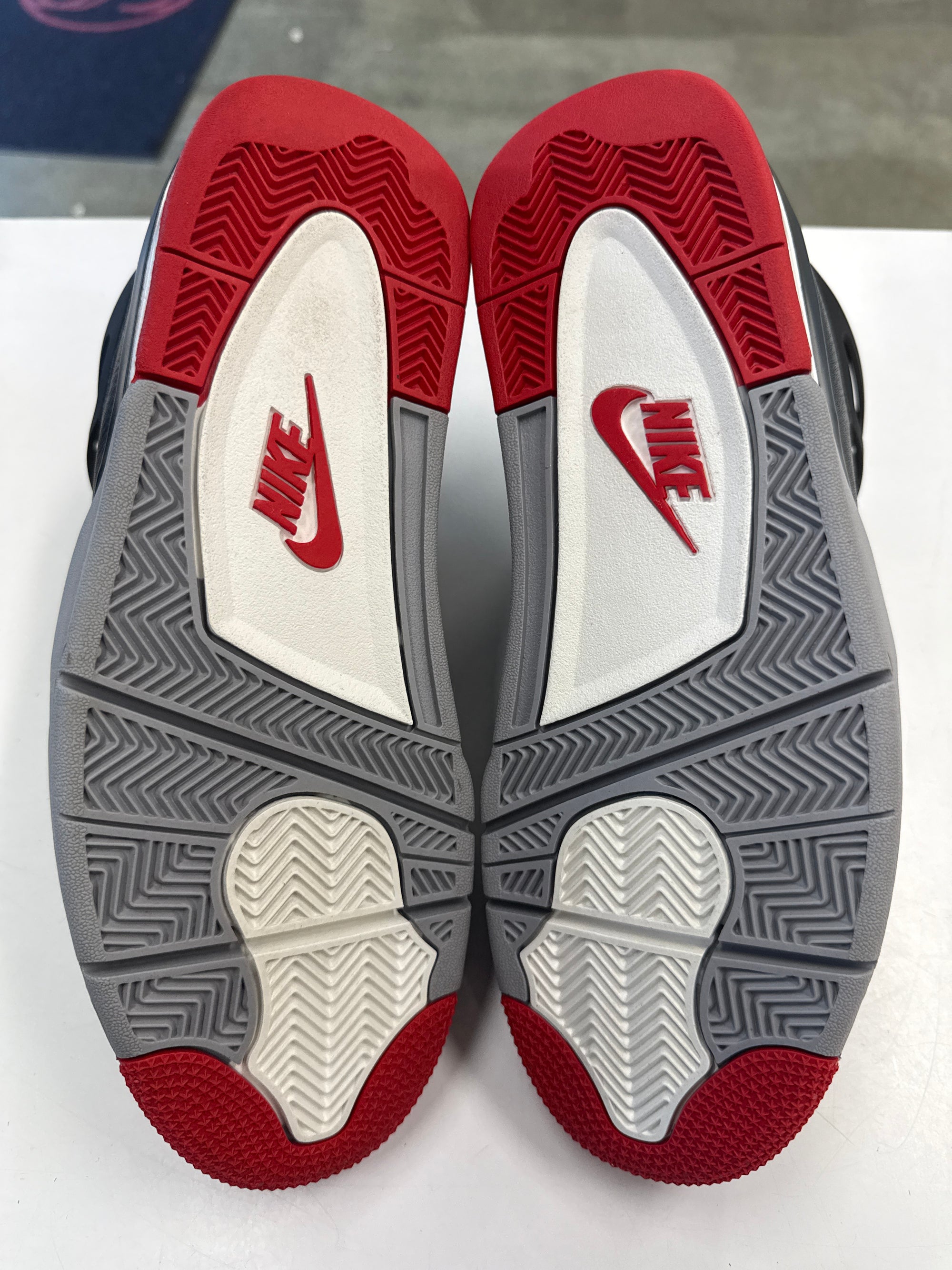 AIR JORDAN 4 BRED REIMAGINED - SIZE 11 (WORN) - SUPER CLEAN - SMALL PUNCTURE IN LID