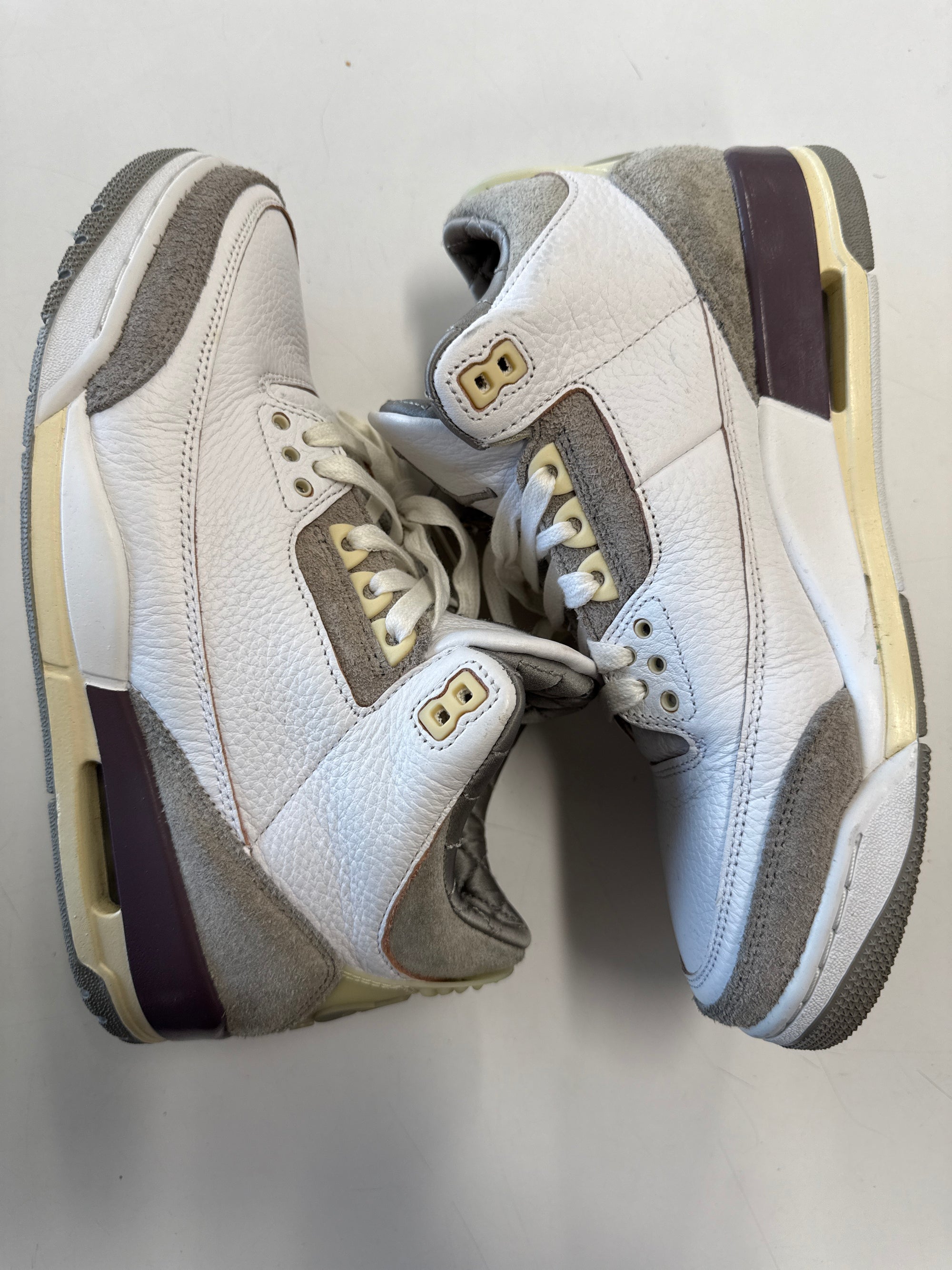WMNS AIR JORDAN 3 A MA MANIERE WHITE - SIZE W9.5 M8 (WORN)