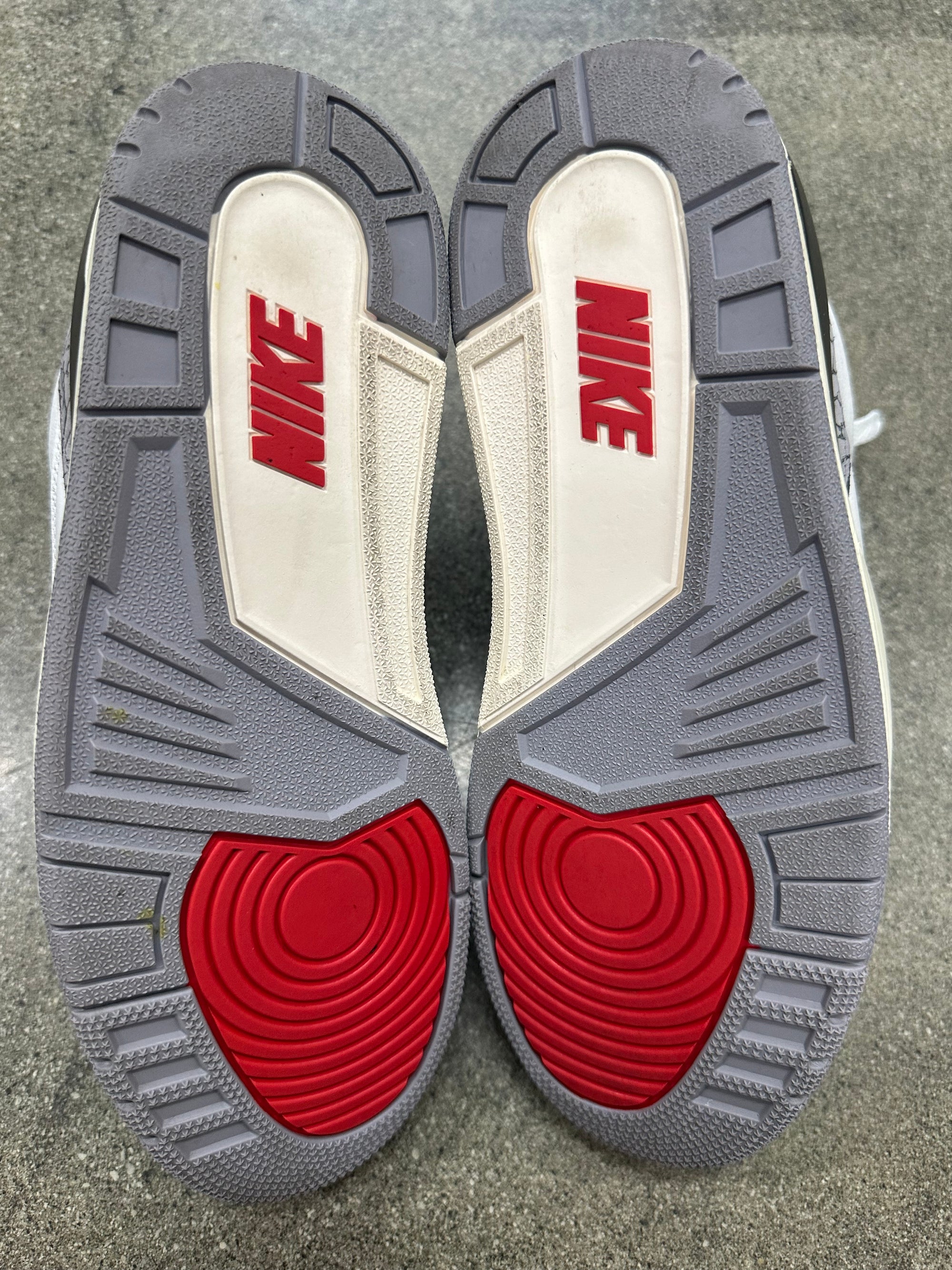 AIR JORDAN 3 REIMAGINED - SIZE 9 (WORN)