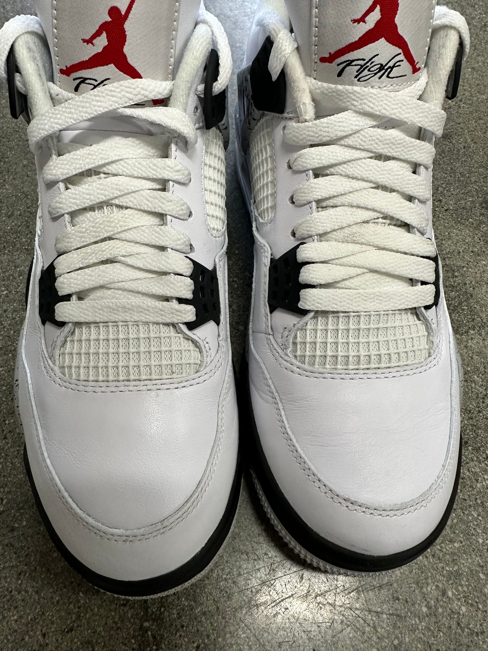 AIR JORDAN 4 WHITE CEMENT 2016 - SIZE 9.5 (WORN)