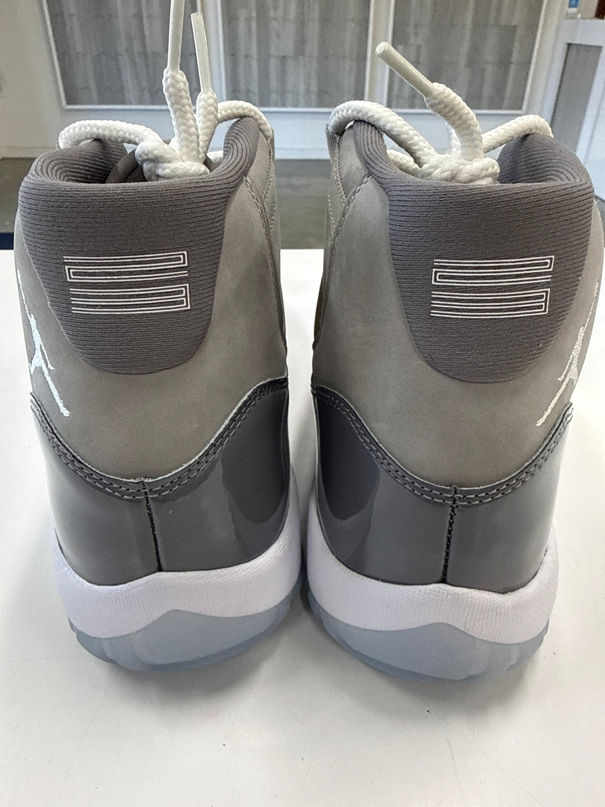 AIR JORDAN 11 COOL GREY 2021 - SIZE 11 (WORN)