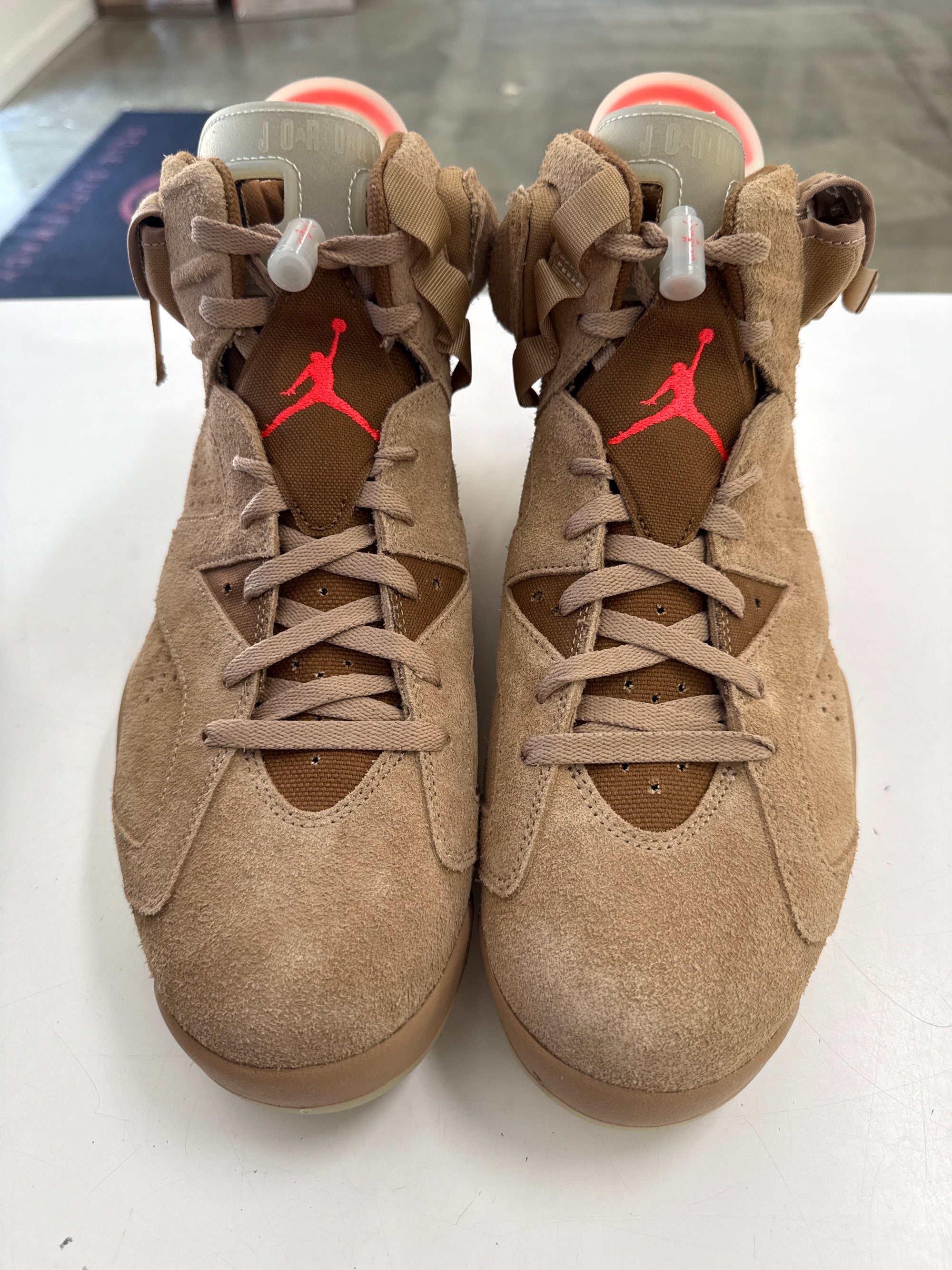 DS AIR JORDAN 6 KHAKI TRAVIS SCOTT - SIZE 13 (NO BOX)