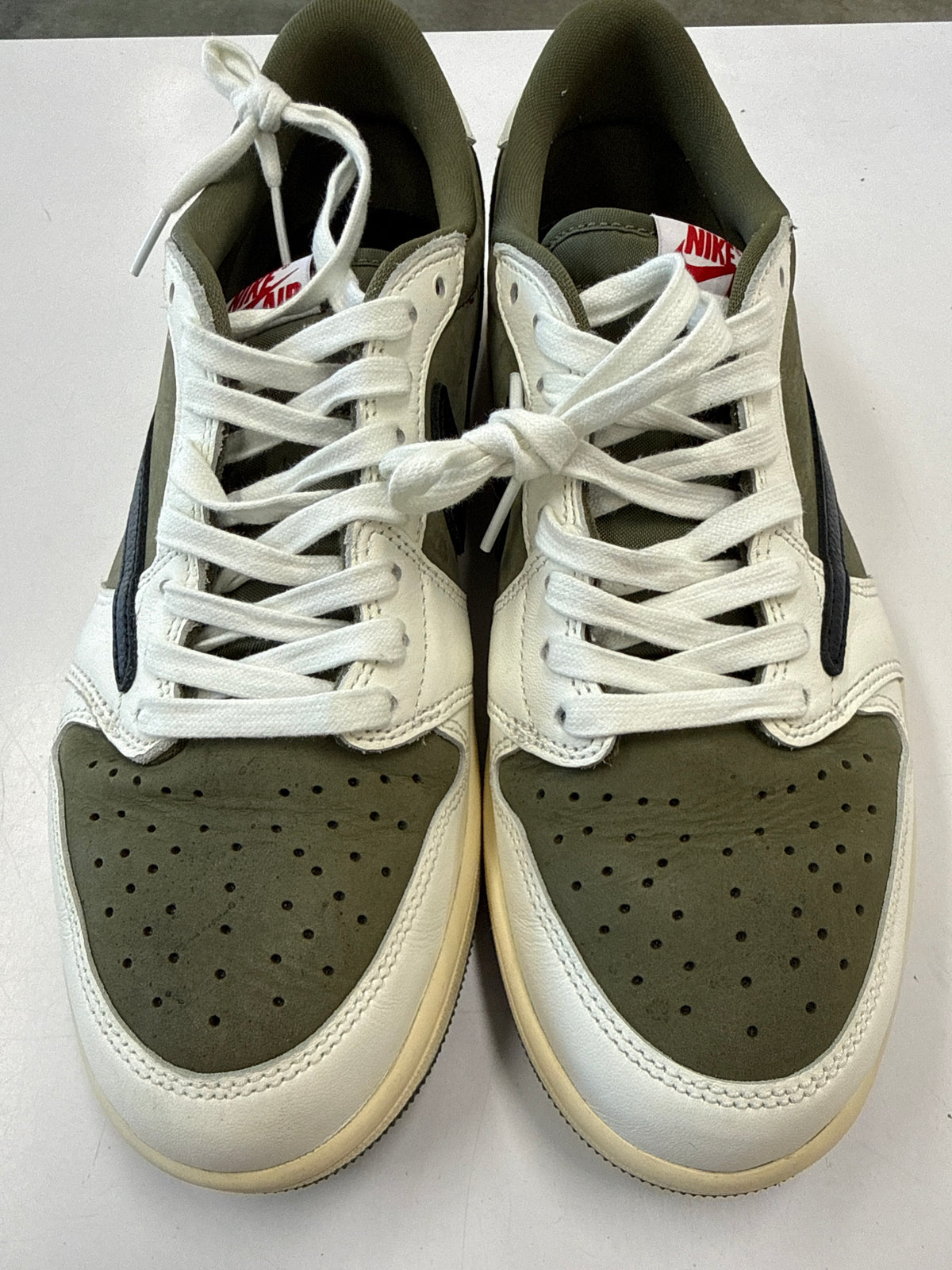 AIR JORDAN 1 LOW TRAVIS SCOTT OLIVE - SIZE 9.5 (WORN)