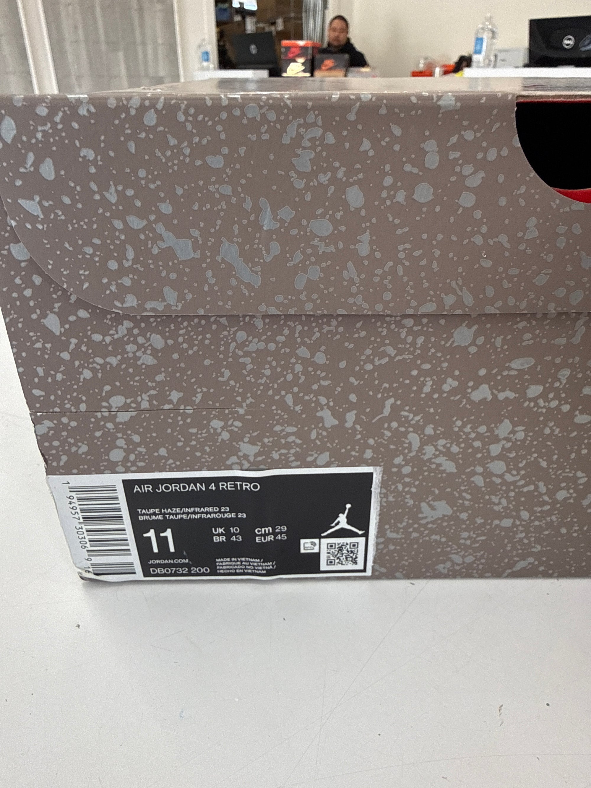 AIR JORDAN 4 TAUPE HAZE - SIZE 11 (WORN)