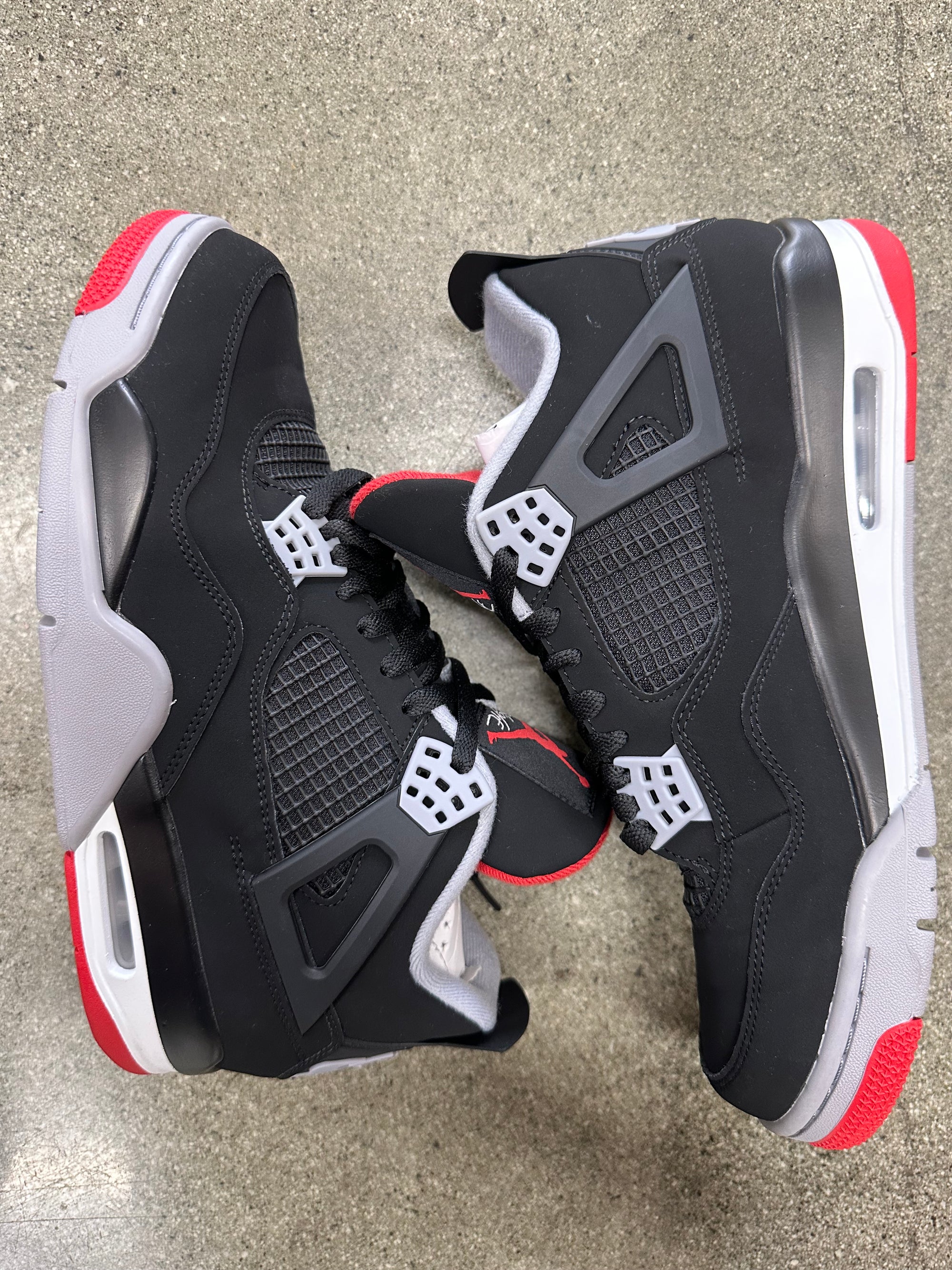 AIR JORDAN 4 BRED 2019 - SIZE 10 (WORN)