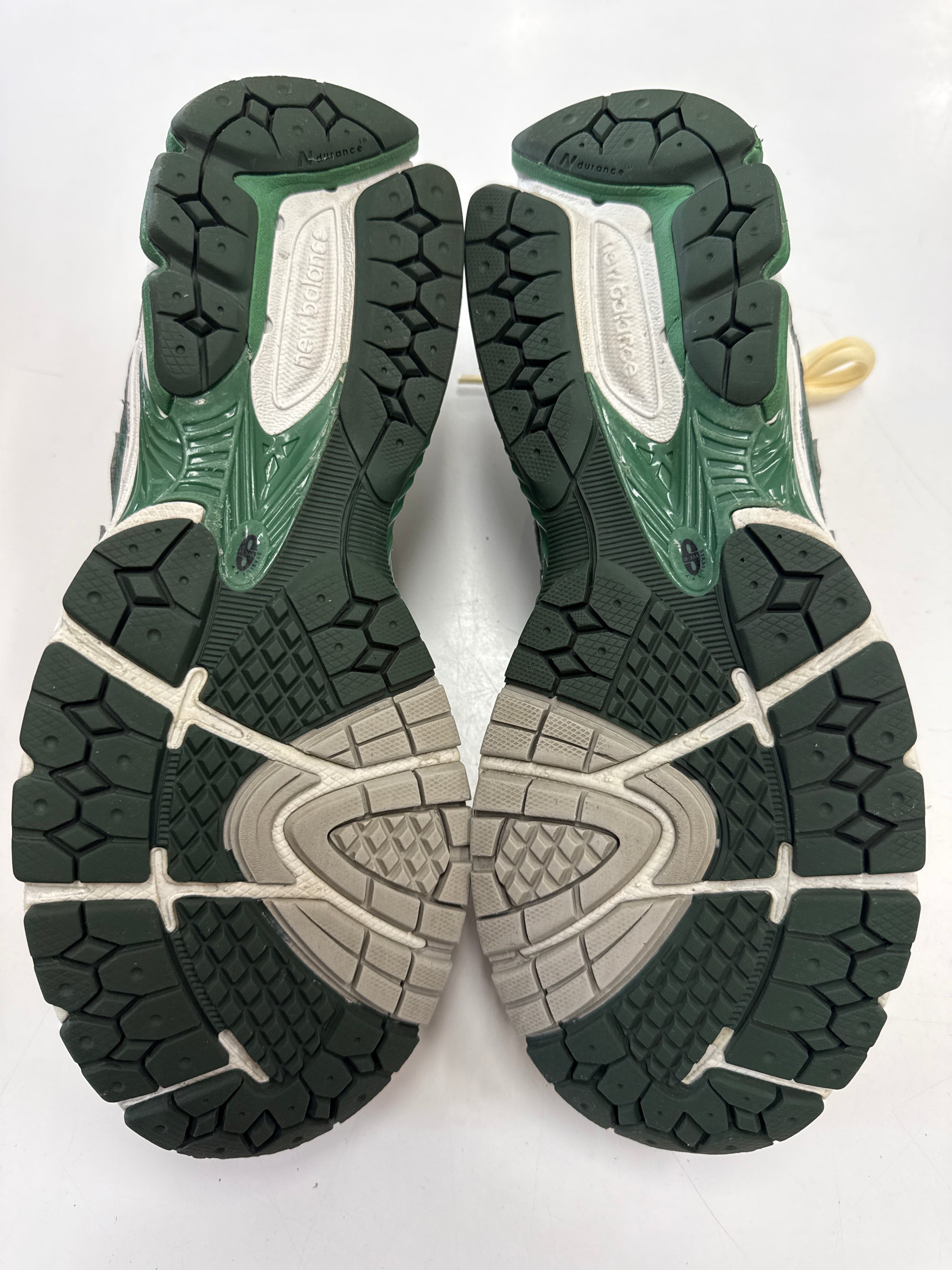 NEW BALANCE AIME LEON DORE 860 V2 GREEN - SIZE 8.5 (WORN)
