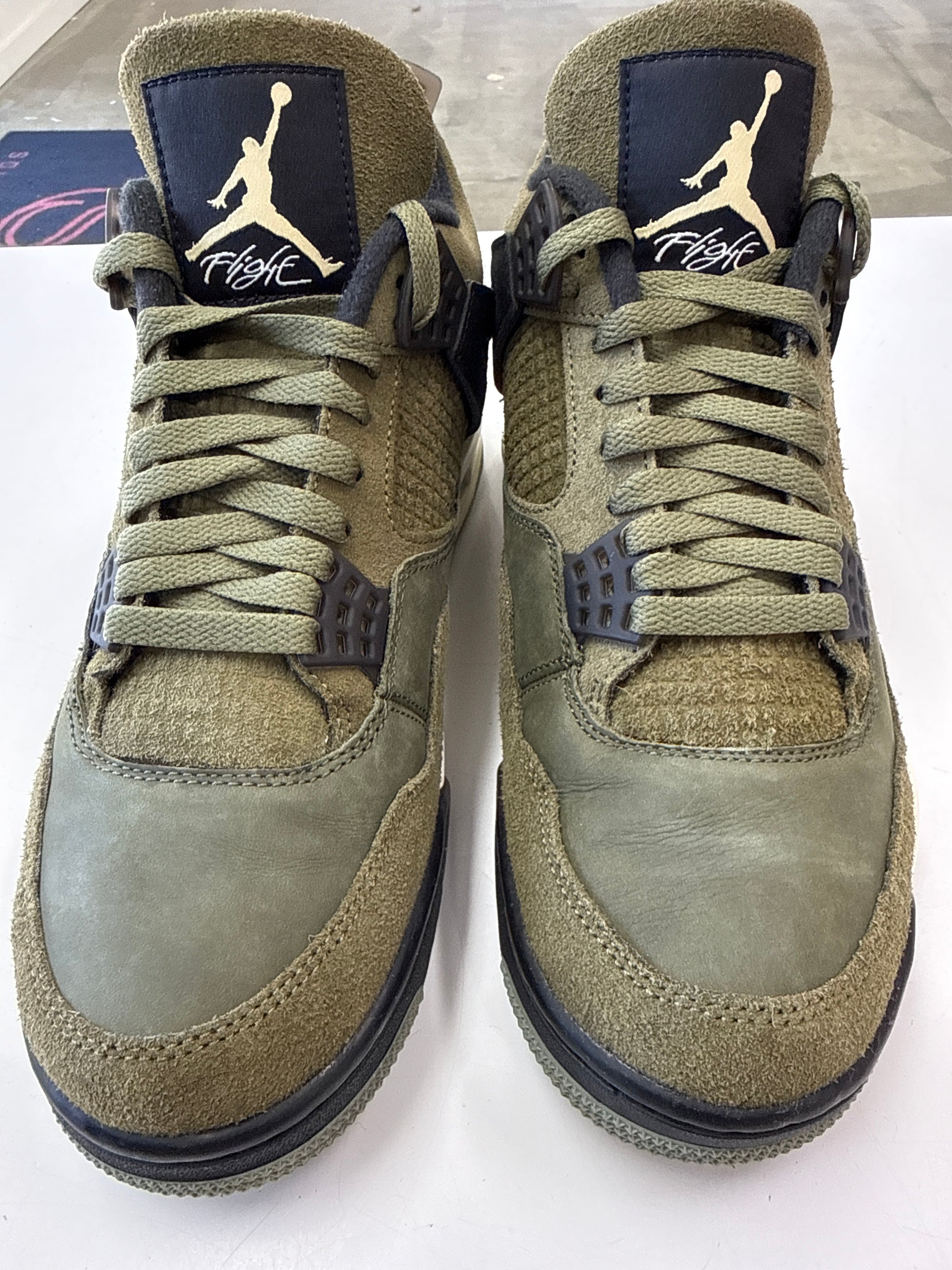 AIR JORDAN 4 CRAFT MEDIUM OLIVE - SIZE 9.5 (WORN)