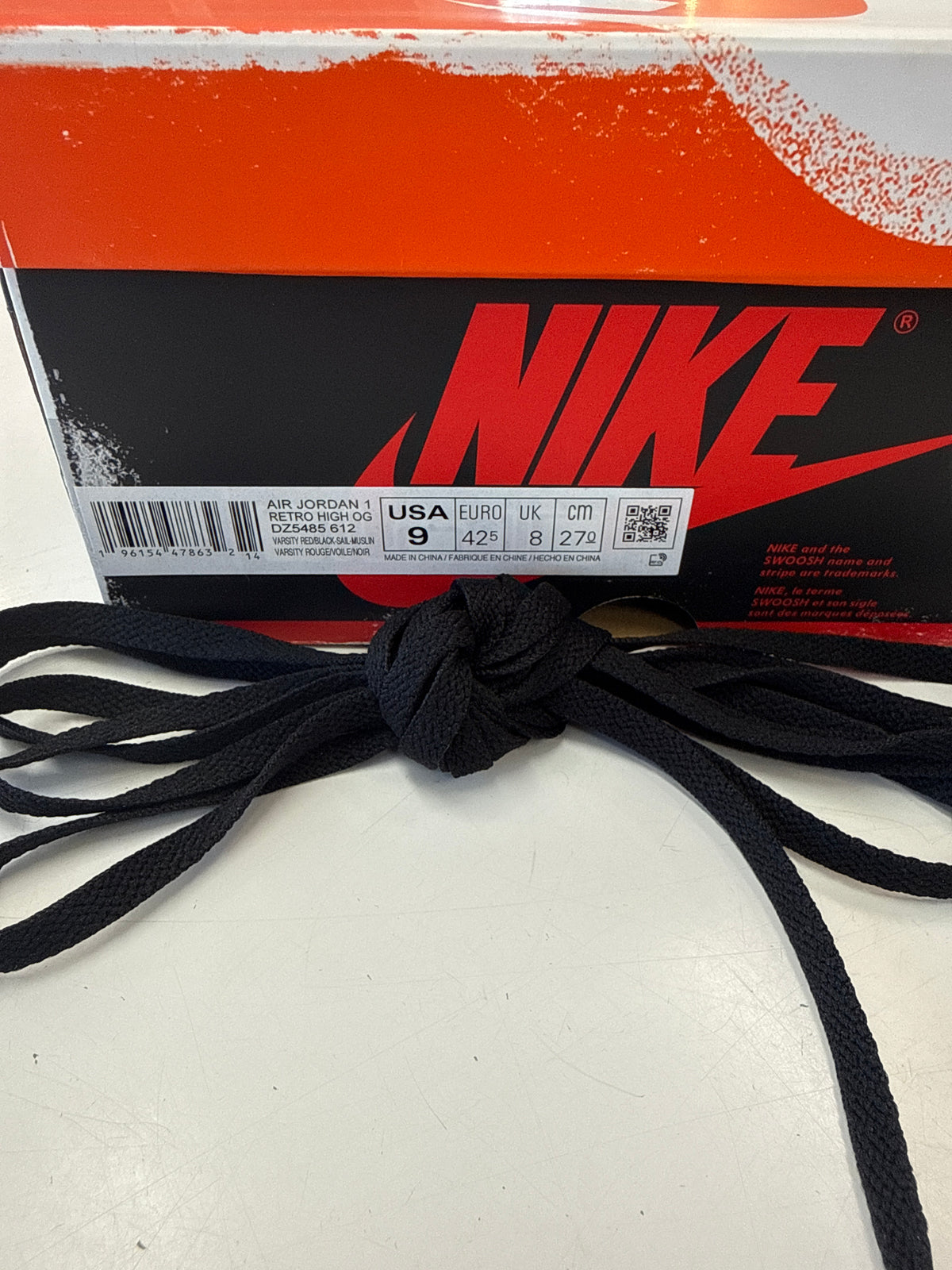 AIR JORDAN 1 HIGH LOST AND FOUND - SIZE 9 (WORN)