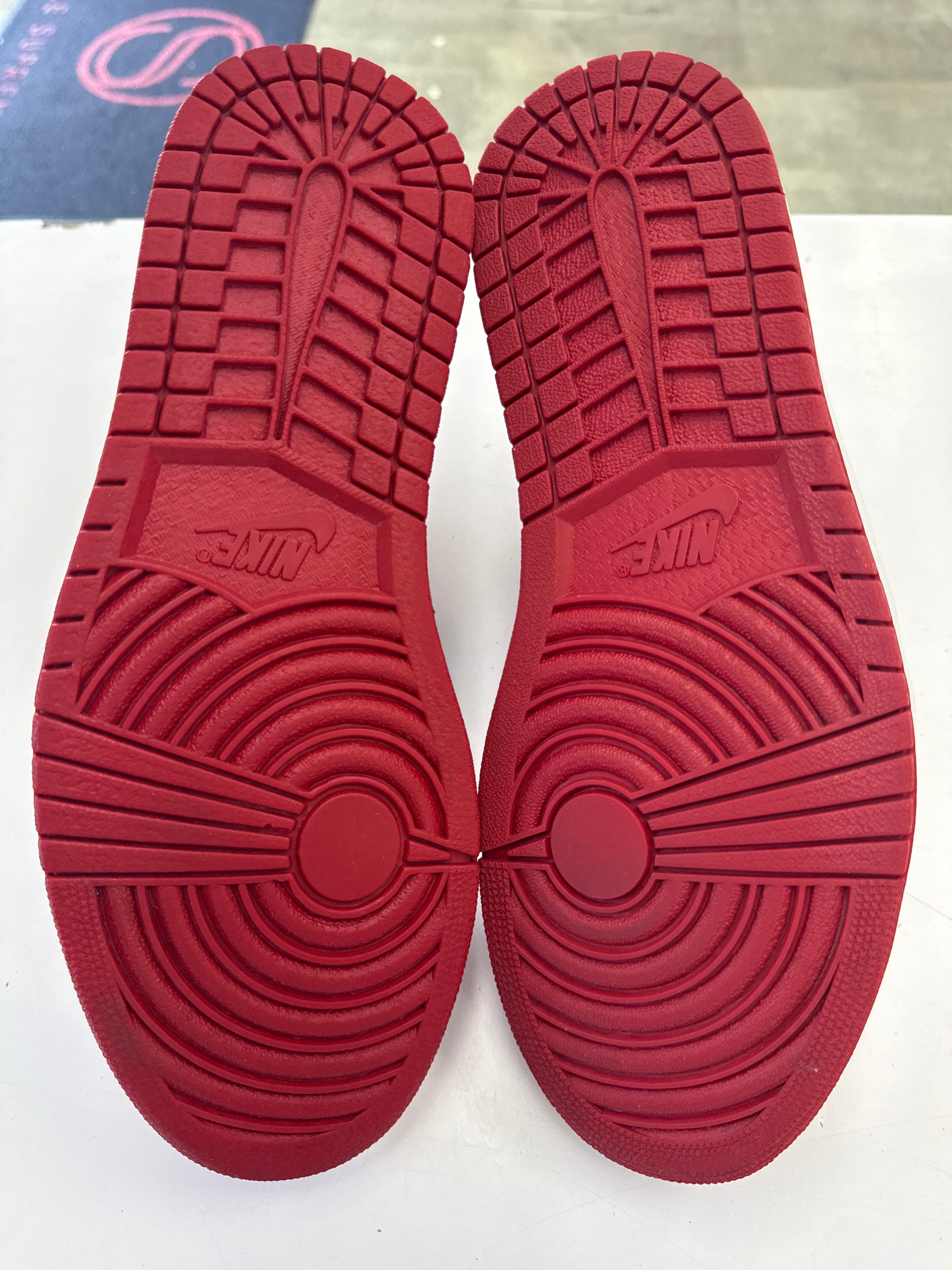 AIR JORDAN 1 HIGH 2013 CHICAG0 - SIZE 10.5 (WORN) - SUPER CLEAN