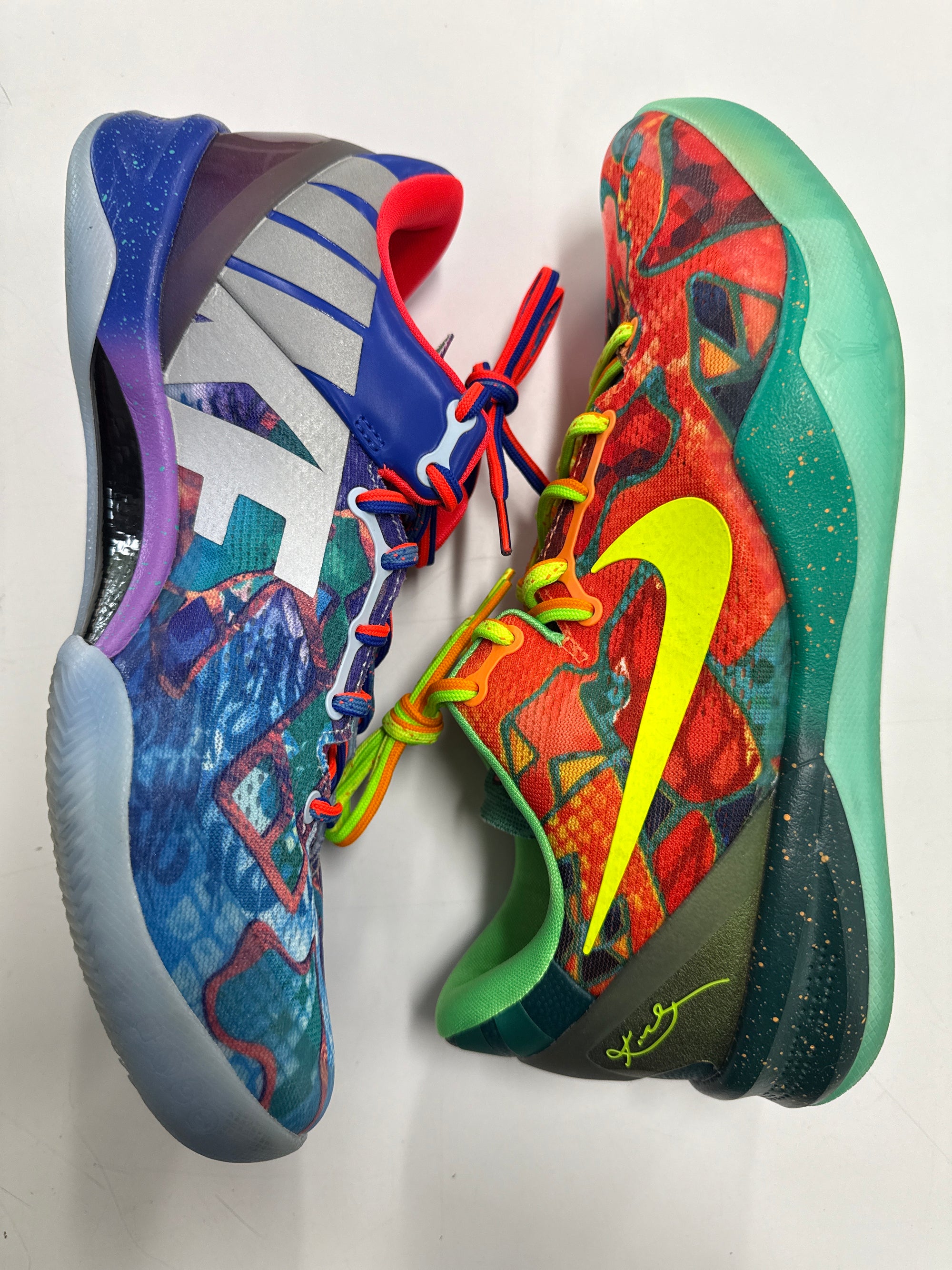 KOBE 8 PROTRO WHAT THE 2025 - SIZE 10 (WORN)