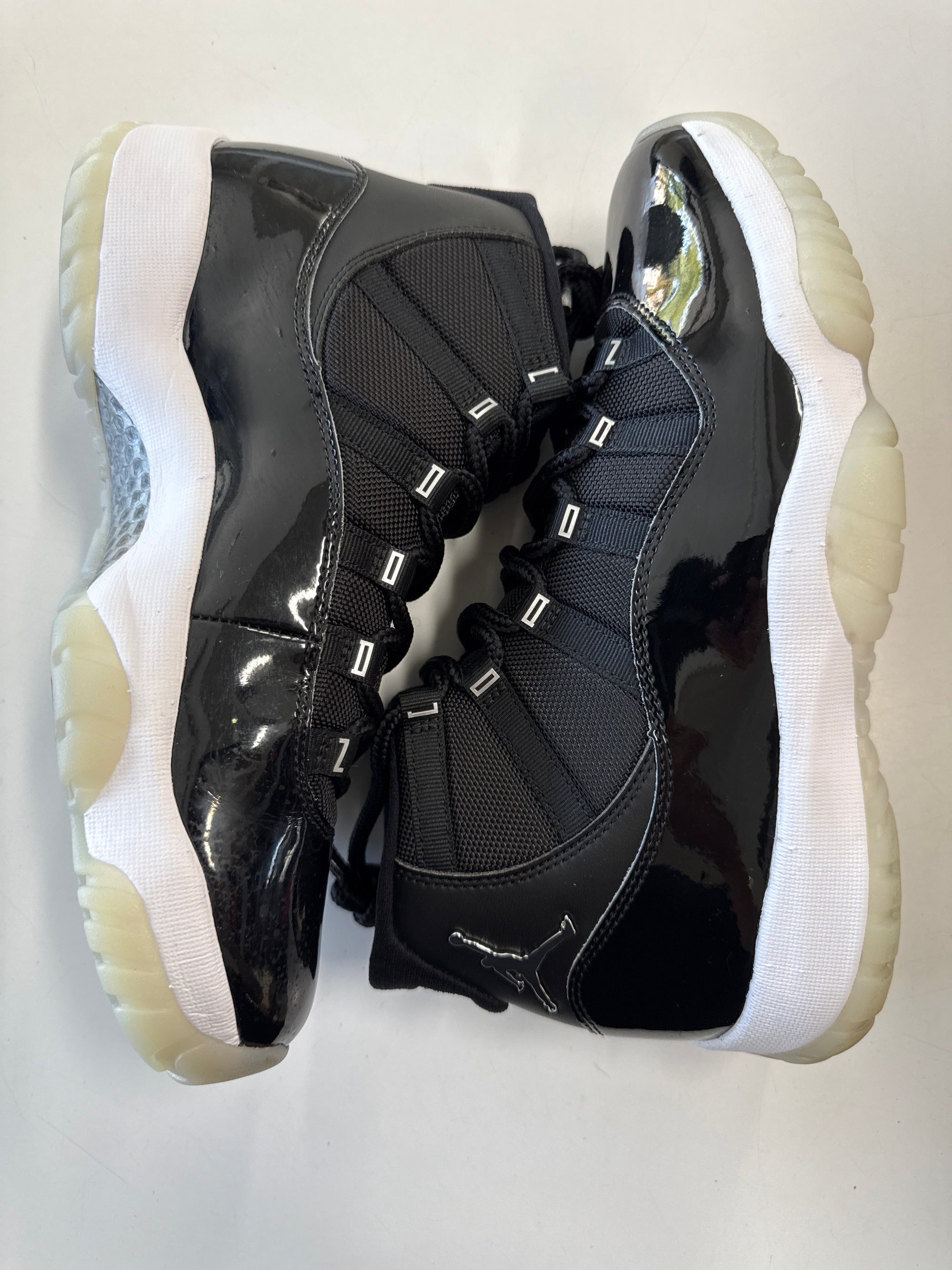 AIR JORDAN 11 JUBILEE - SIZE 9.5 (WORN)