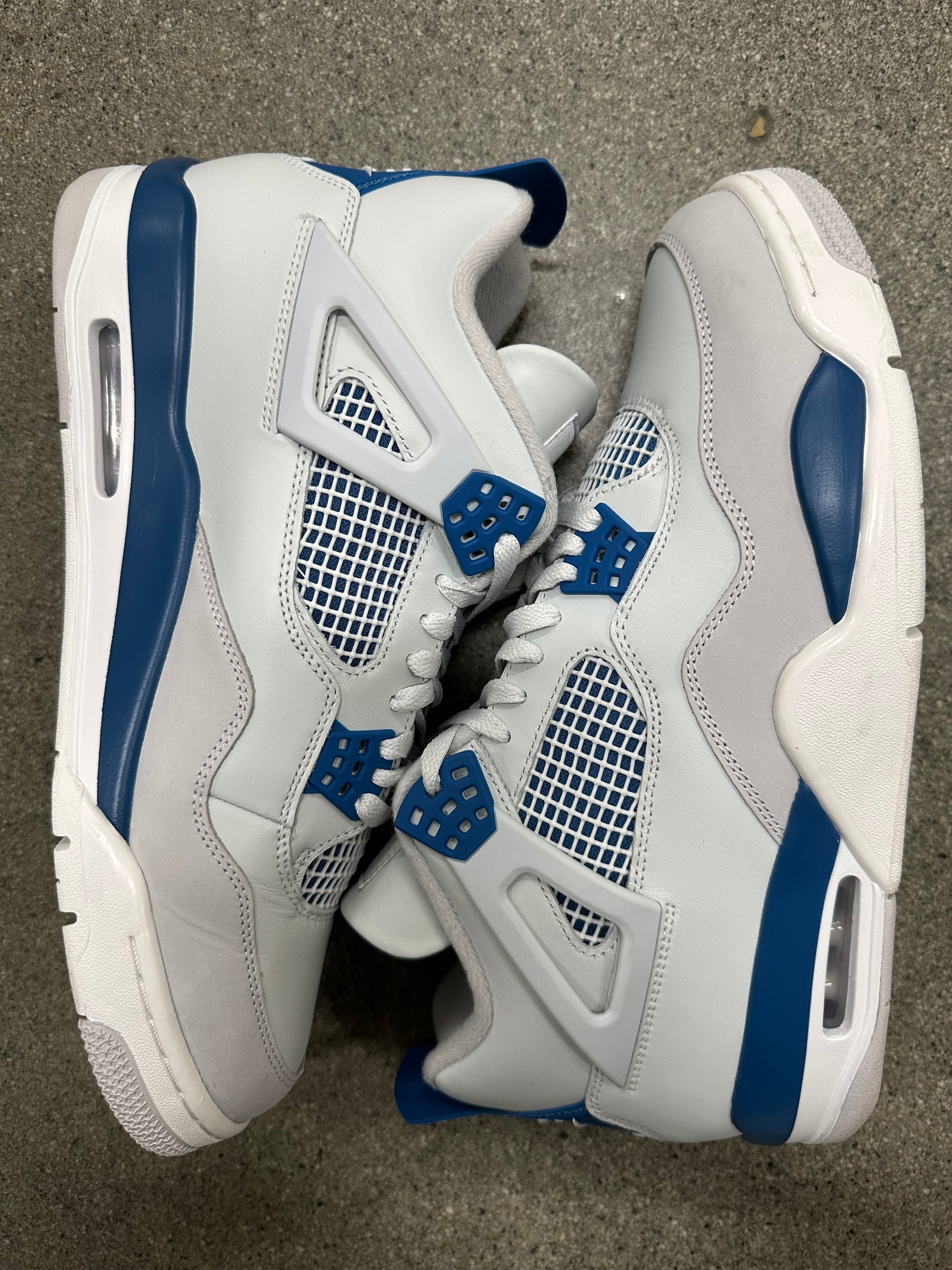 AIR JORDAN 4 MILITARY BLUE 2024 - SIZE 12 (WORN)