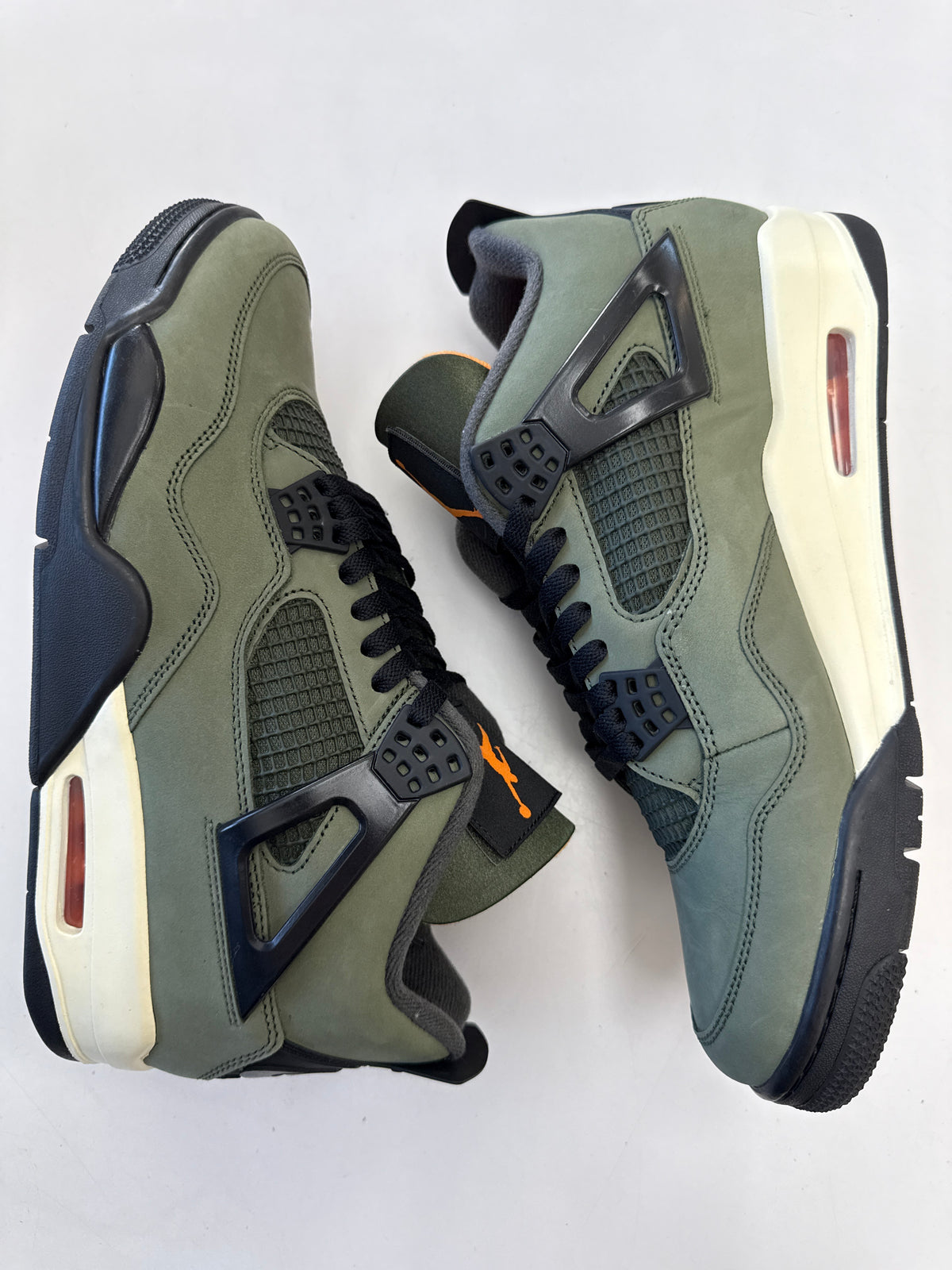 AIR JORDAN 4 UNDEFEATED 2025 - SIZE 11 (WORN) - SUPER CLEAN