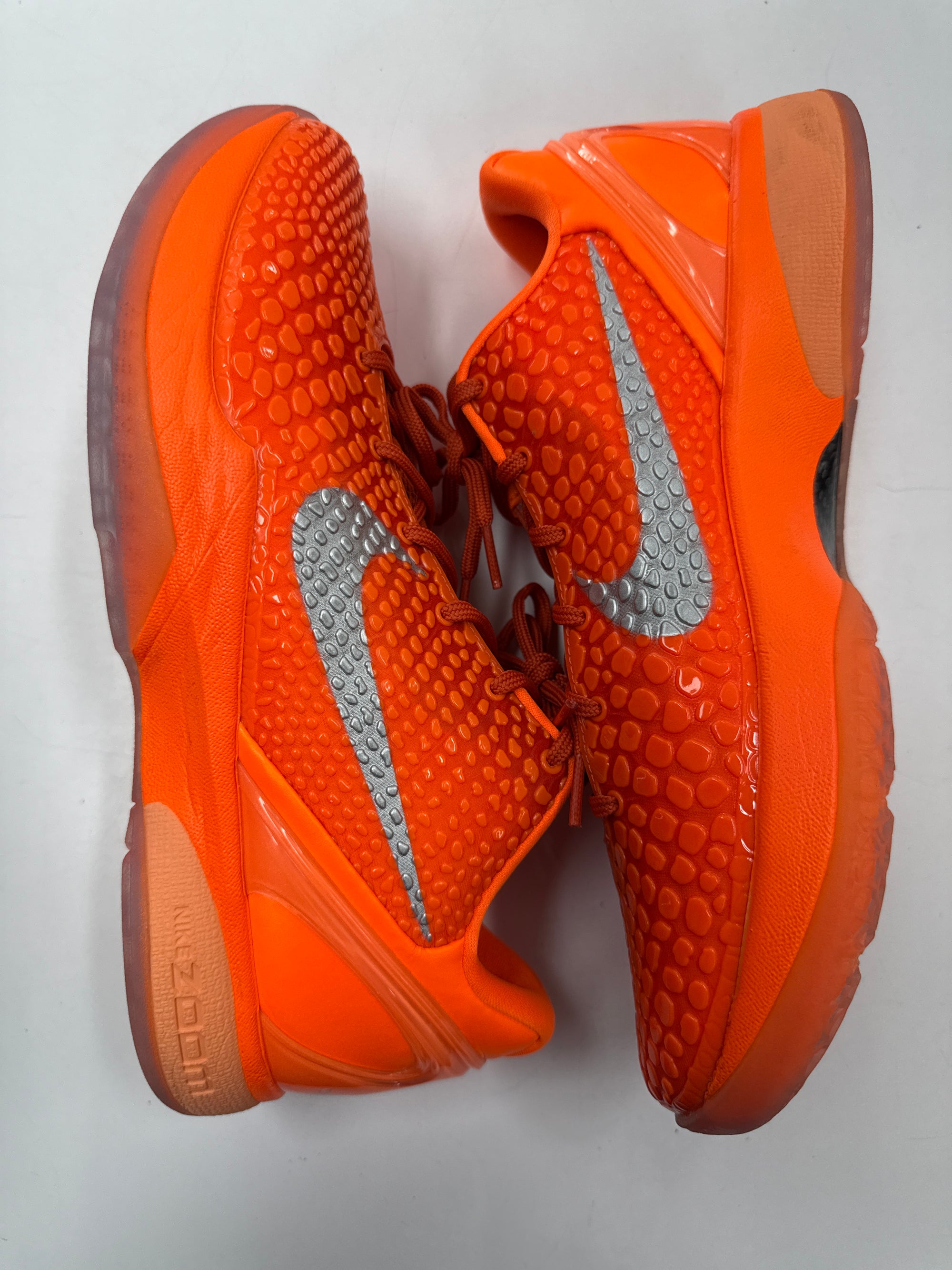 KOBE 6 PROTRO TOTAL ORANGE - SIZE 11.5 (WORN)