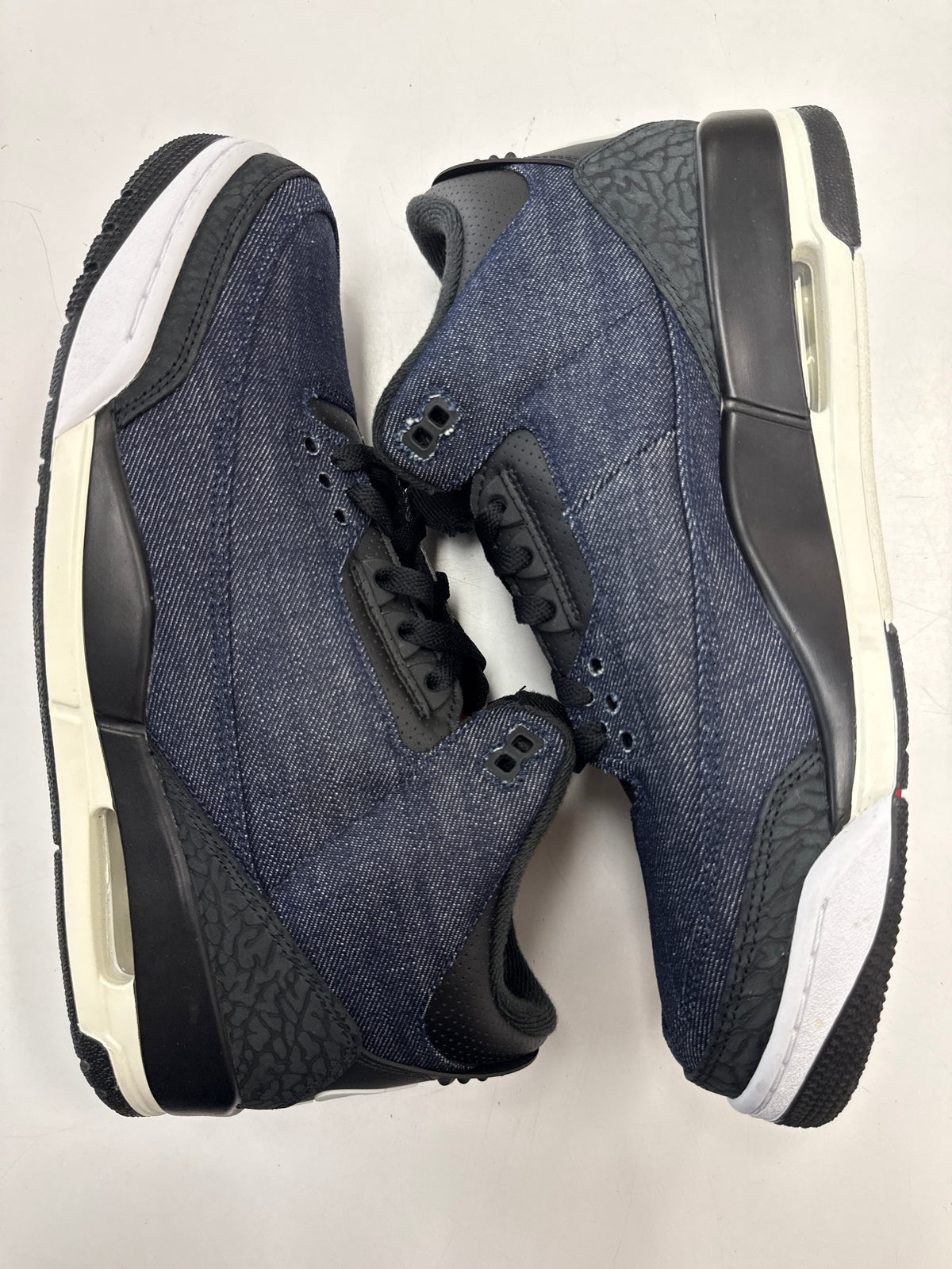 AIR JORDAN LEVIS INDIGO - SIZE 12 (WORN)