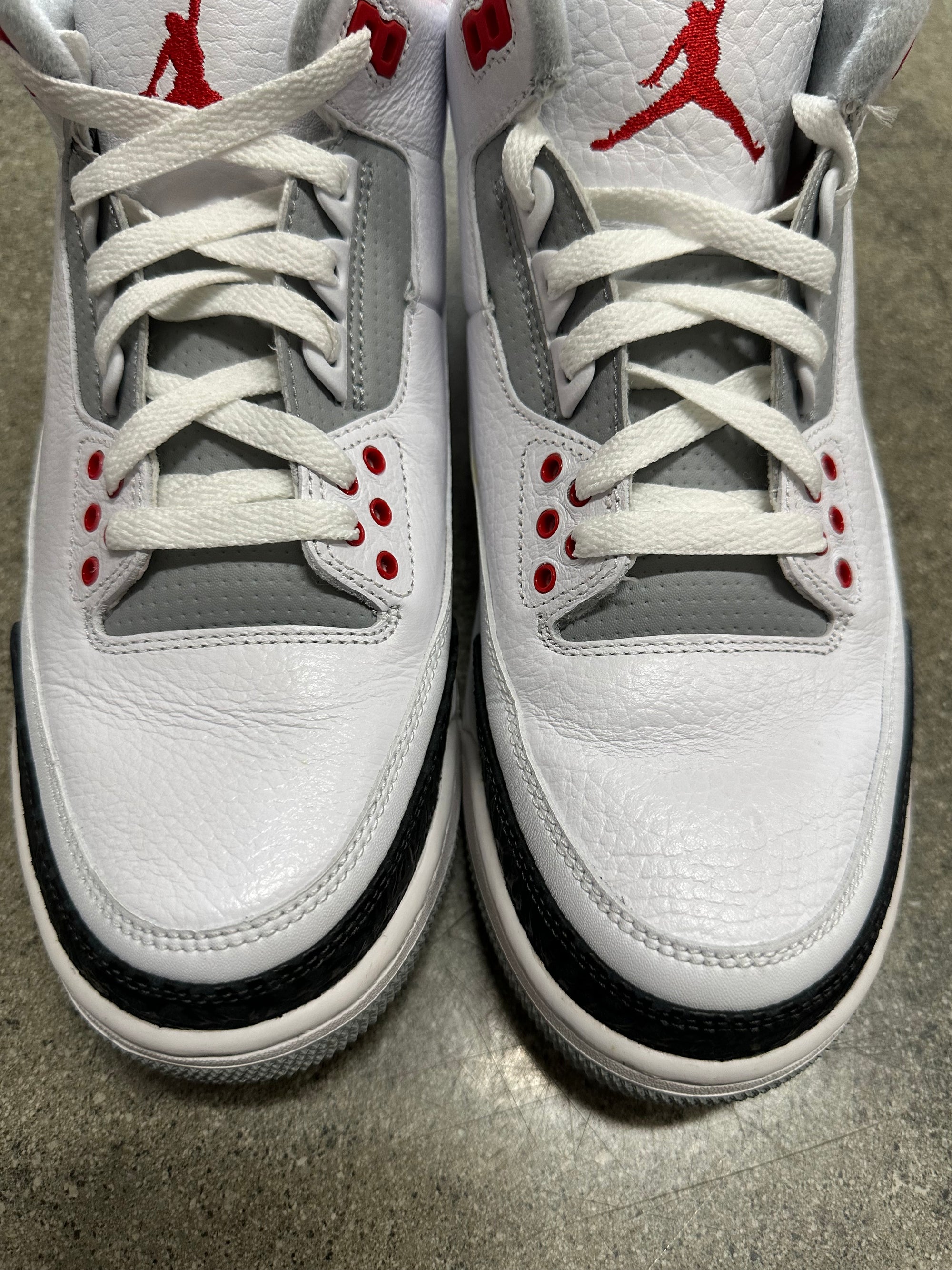 AIR JORDAN 3 FIRE RED 2013 - SIZE 10 (WORN)