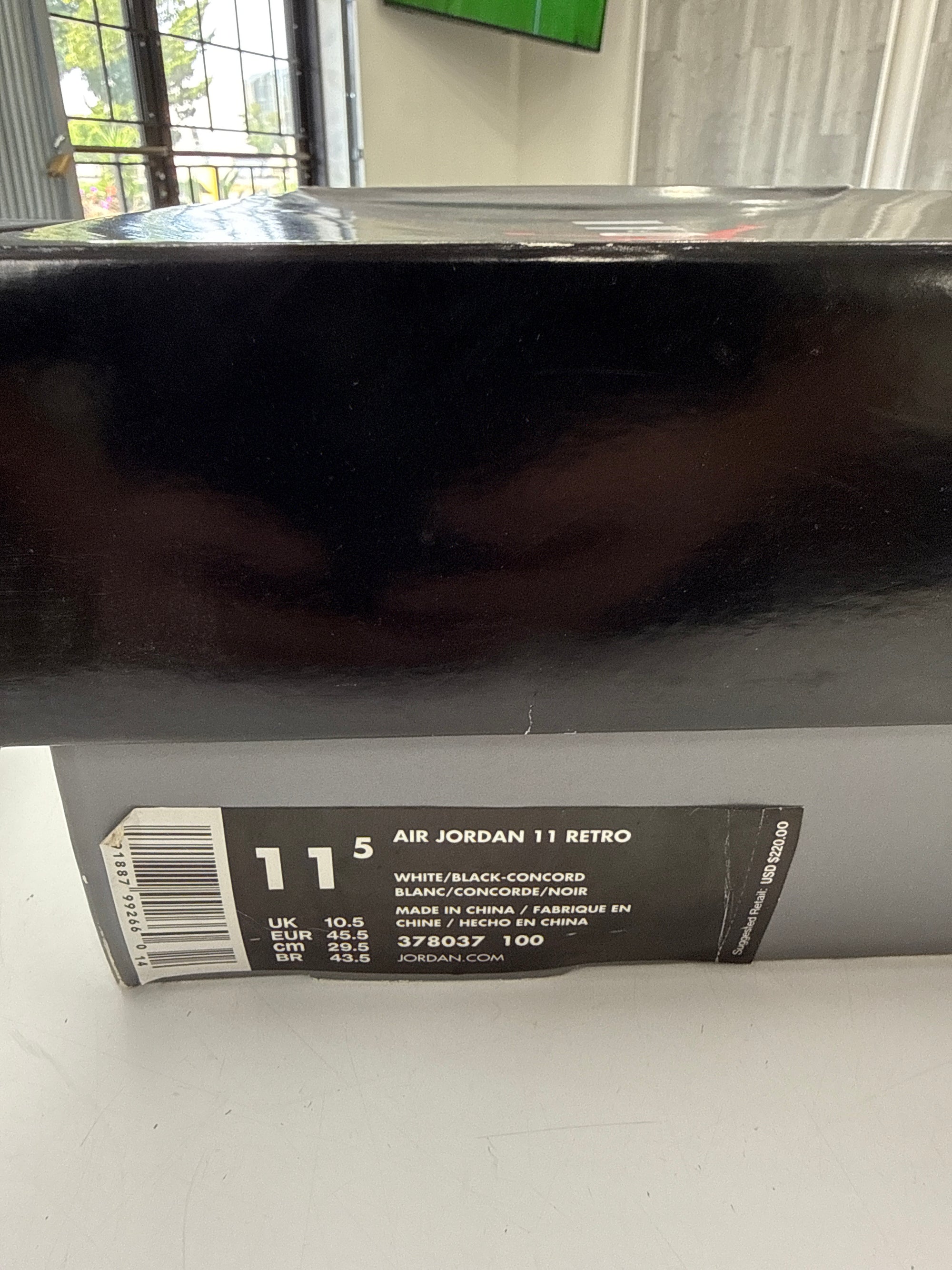 AIR JORDAN 11 CONCORD 2018 - SIZE 11.5 (WORN)