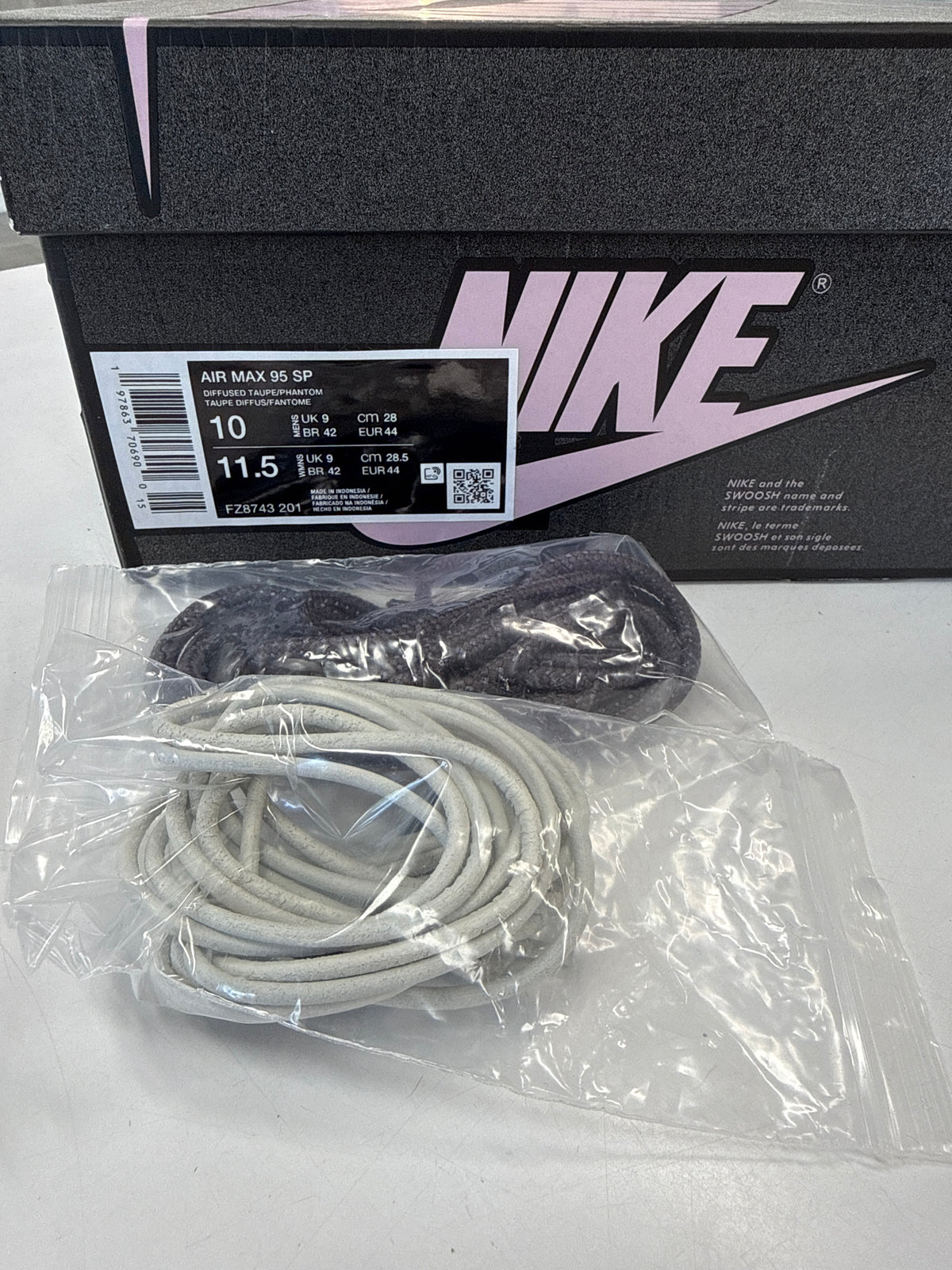 AIR MAX 95 A MA MANIERE DIFFUSED TAPE - SIZE 10 (WORN)