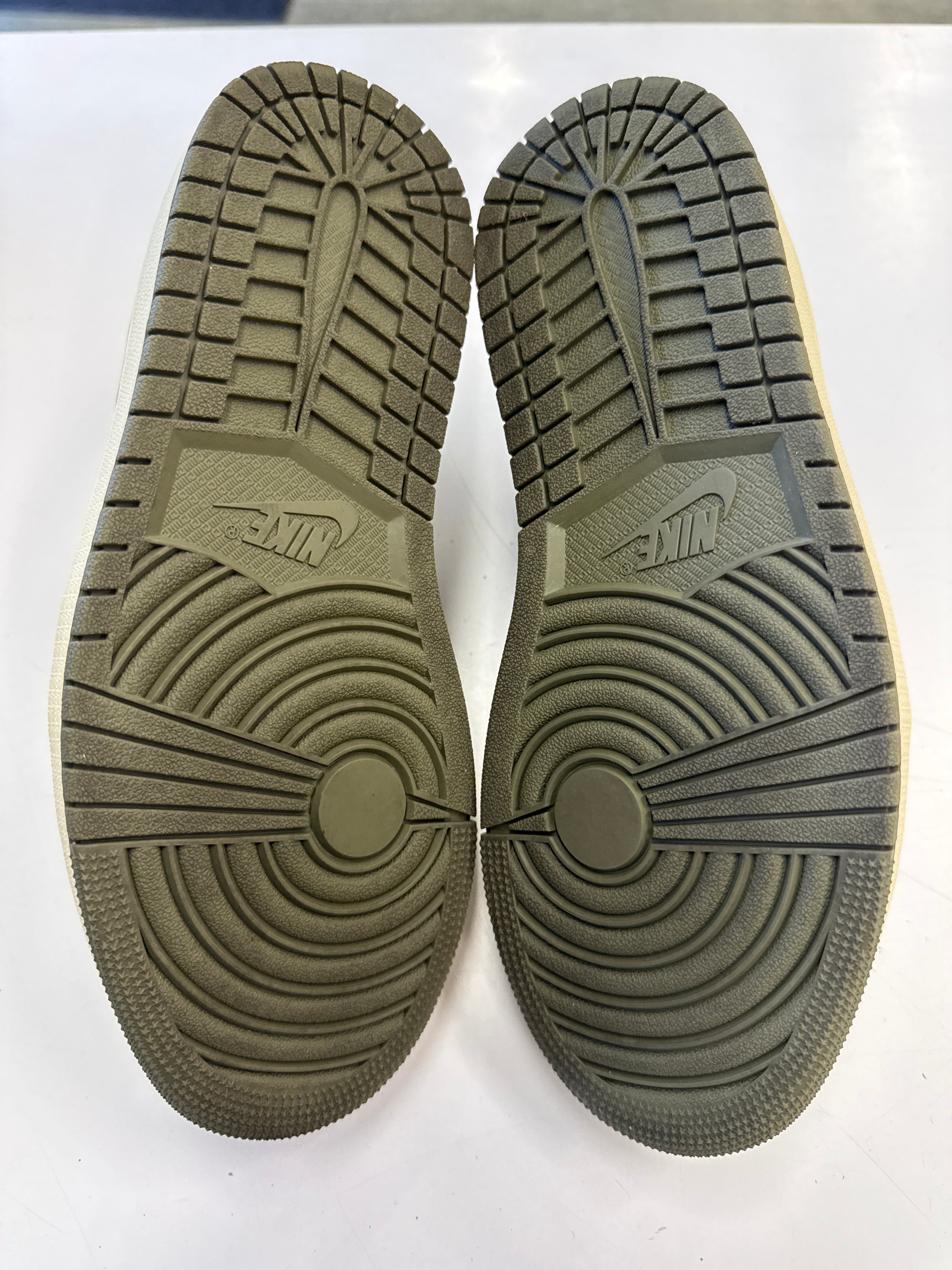 WMNS AIR JORDAN 1 LOW TRAVIS SCOTT OLIVE - SIZE W7.5 M6 (WORN)