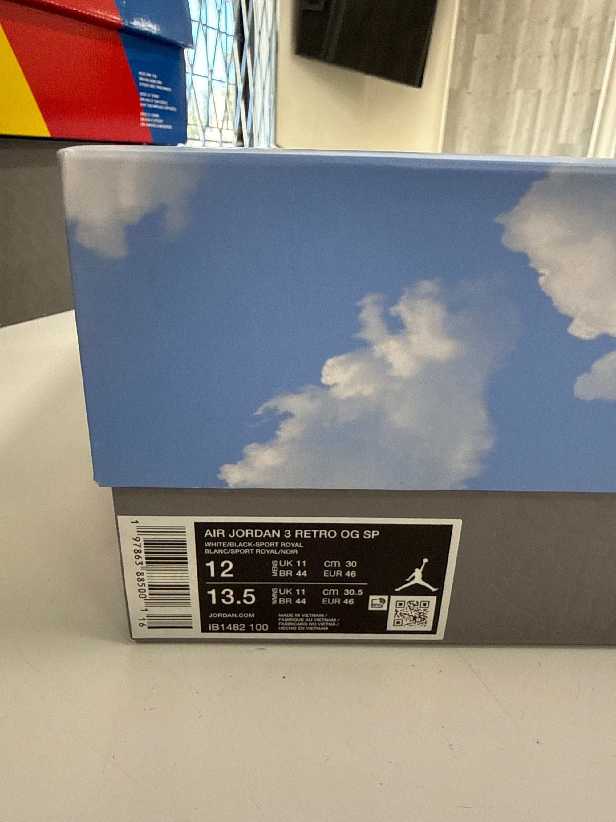 AIR JORDAN 3 SEOUL 2.0 - SIZE 12 (WORN)