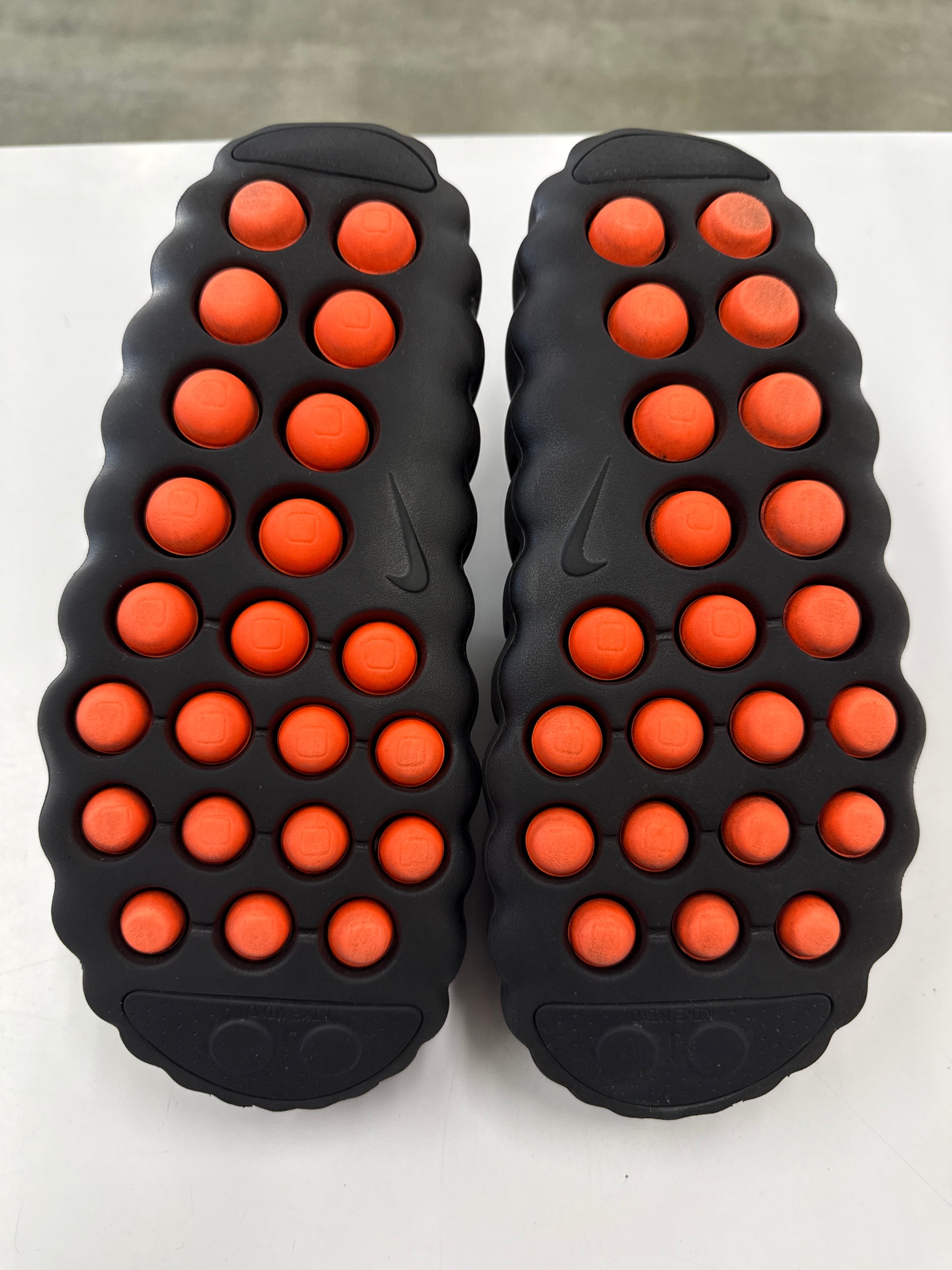 MIND 001 SLIDE BLACK CHROME - SIZE 11 (WORN)
