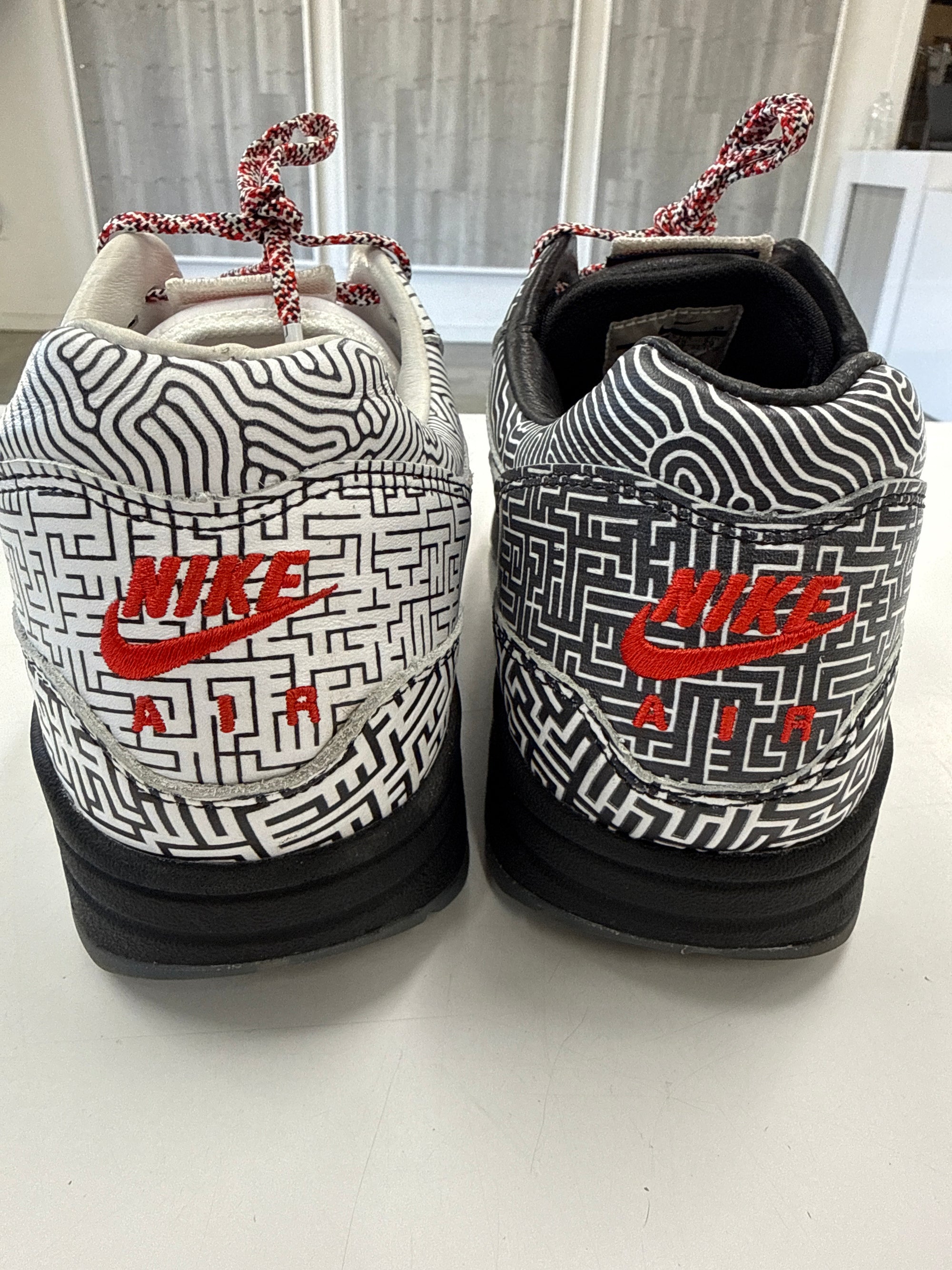 AIR MAX 1 TOKYO MAZE - SIZE 11 (WORN)
