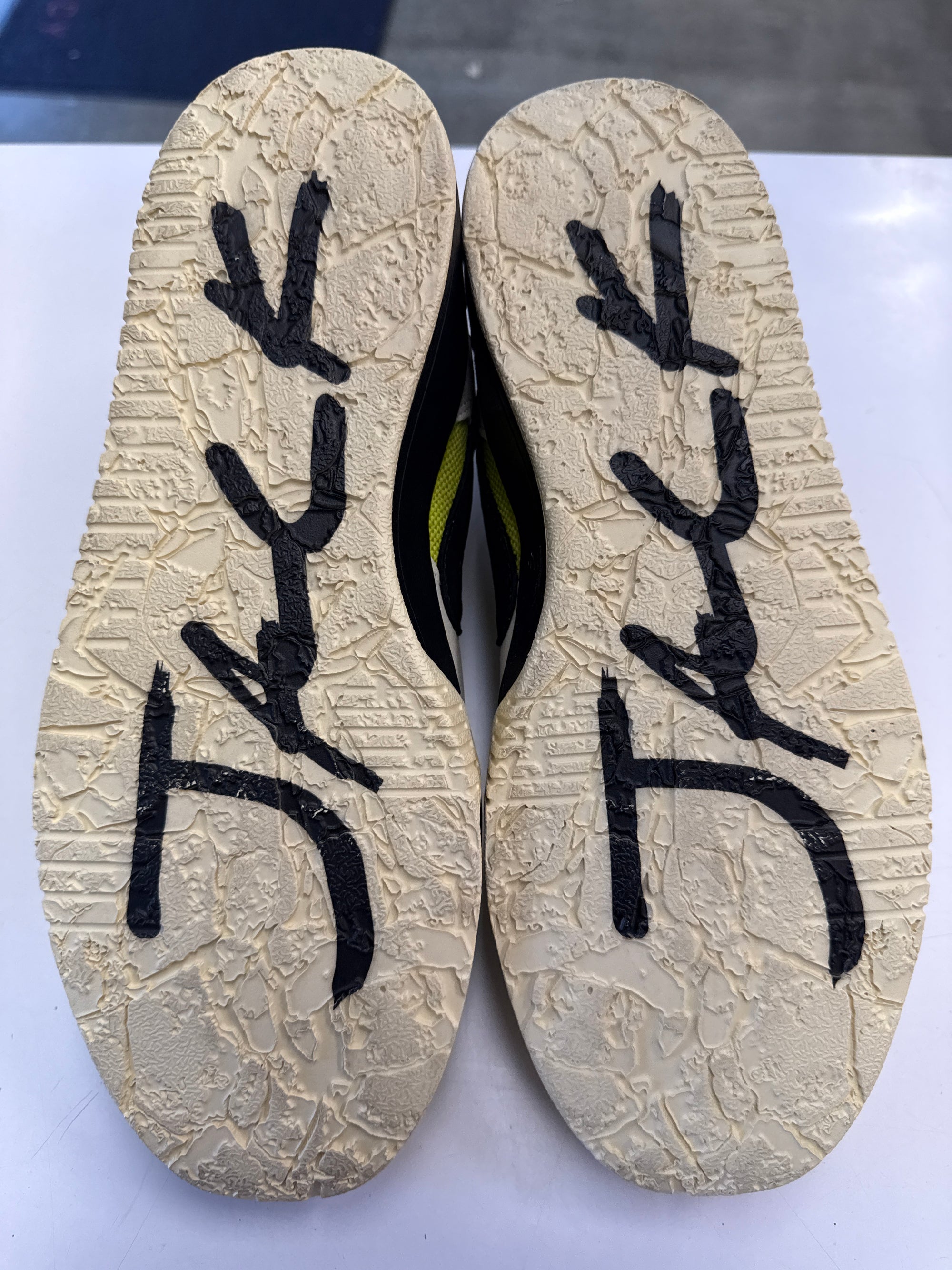 JUMPMAN JACK TRAVIS SCOTT BRIGHT CACTUS - SIZE 11 (WORN) - SUPER CLEAN