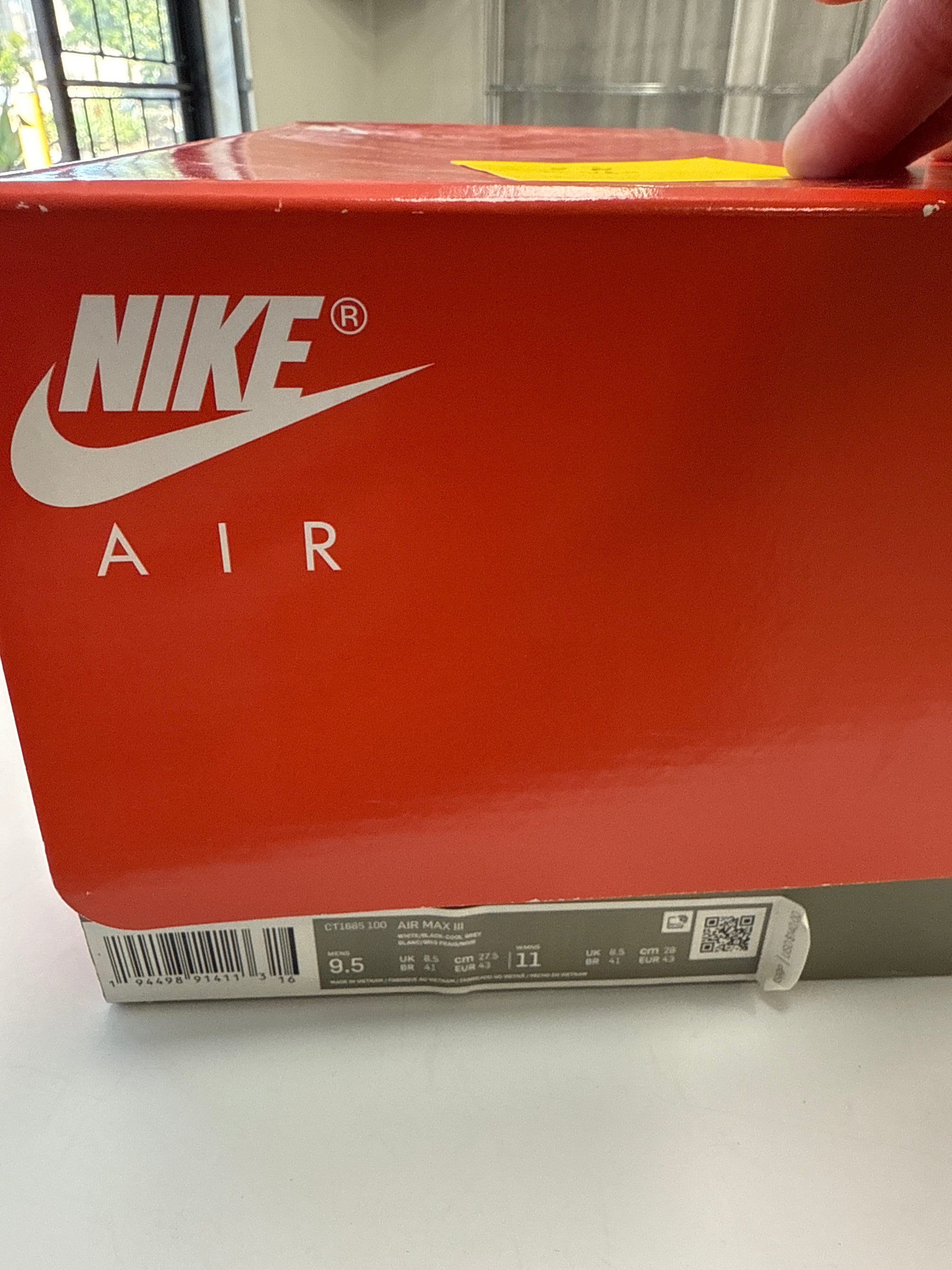 AIR MAX 90 INFRARED 2020 - SIZE 9.5 (WORN)