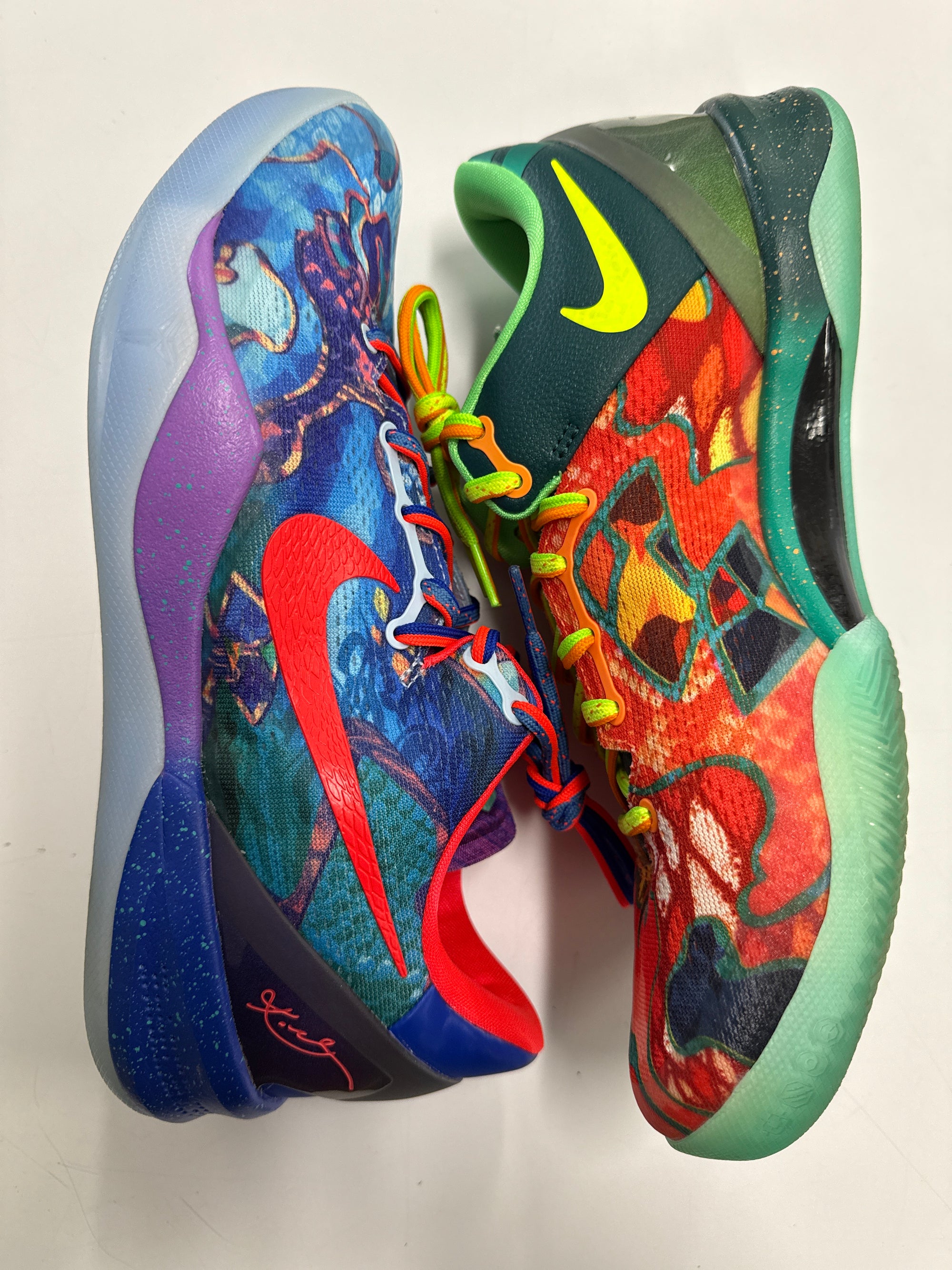 KOBE 8 PROTRO WHAT THE 2025 - SIZE 10 (WORN)