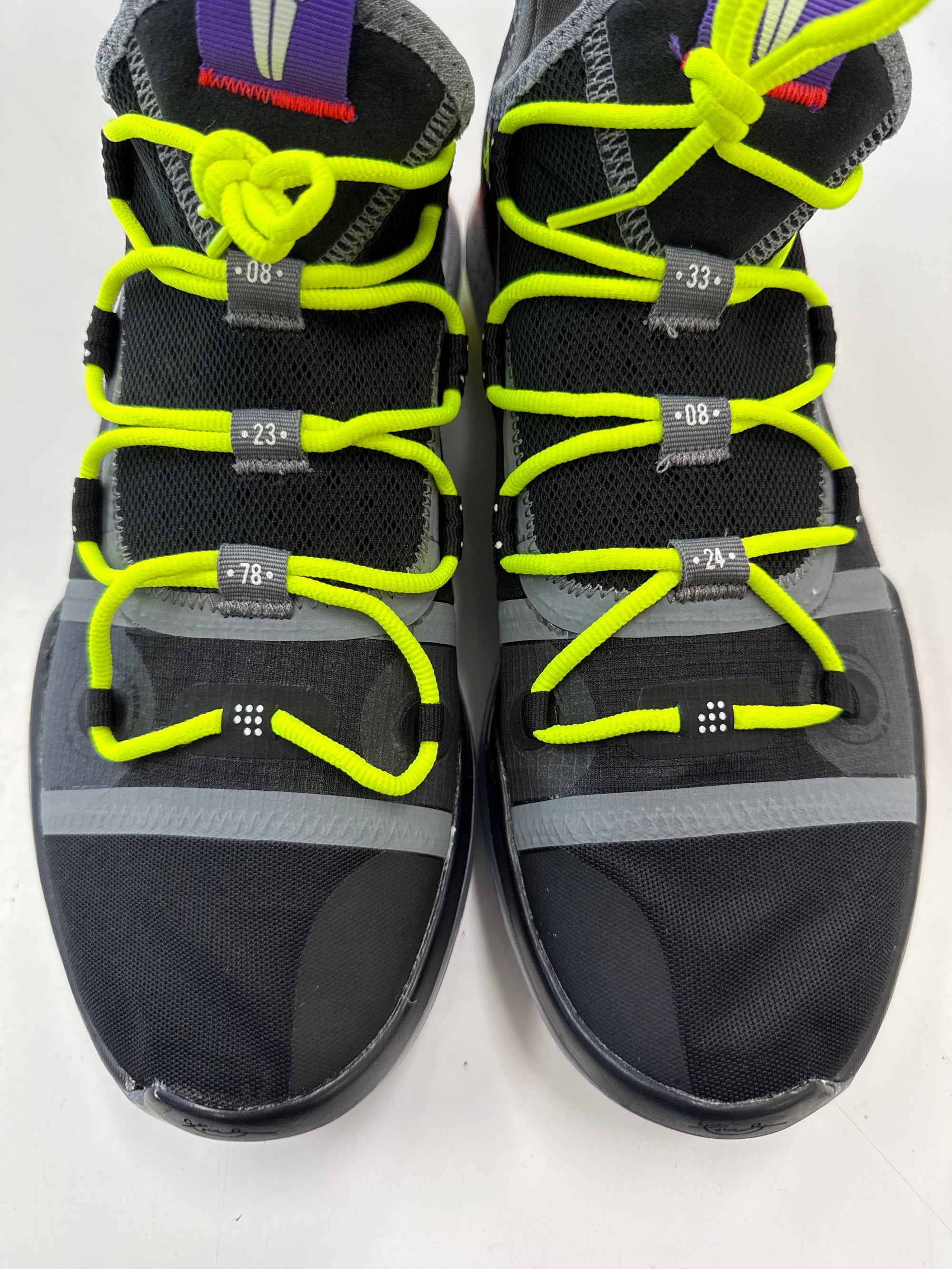 KOBE AD CHAOS - SIZE 10 (WORN)