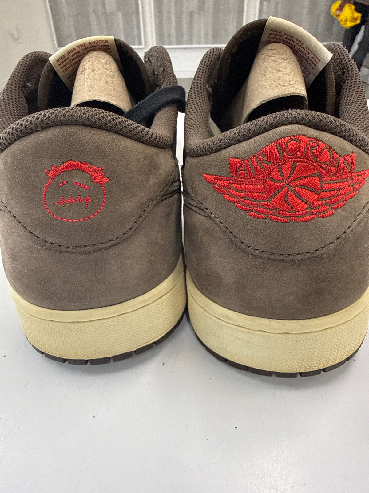 AIR JORDAN 1 LOW TRAVIS SCOTT MOCHA - SIZE 12 (WORN) - SUPER CLEAN