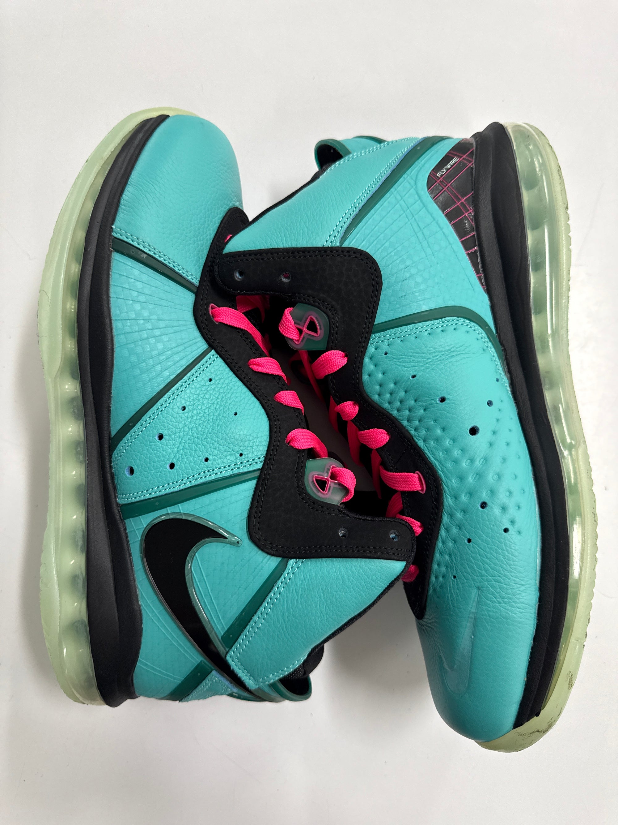 LEBRON 8 SOUTH BEACH 2021 - SIZE 11 (WORN)