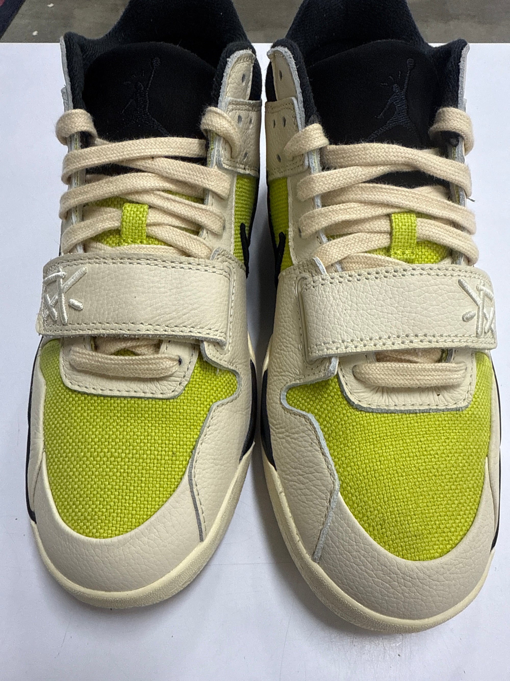 JORDAN JUMPMAN TRAVIS SCOTT BRIGHT CACTUS - SIZE 8.5 (WORN)