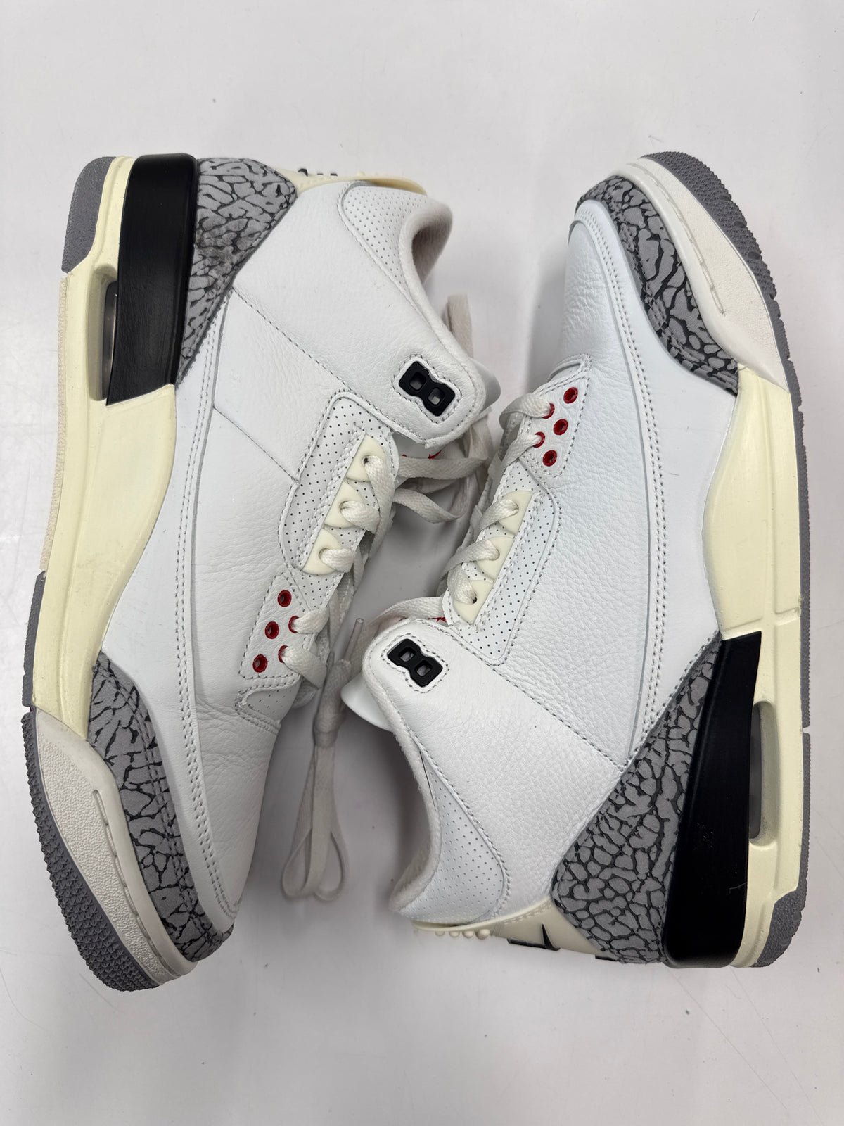 AIR JORDAN 3 REIMAGINED - SIZE 10 (WORN)