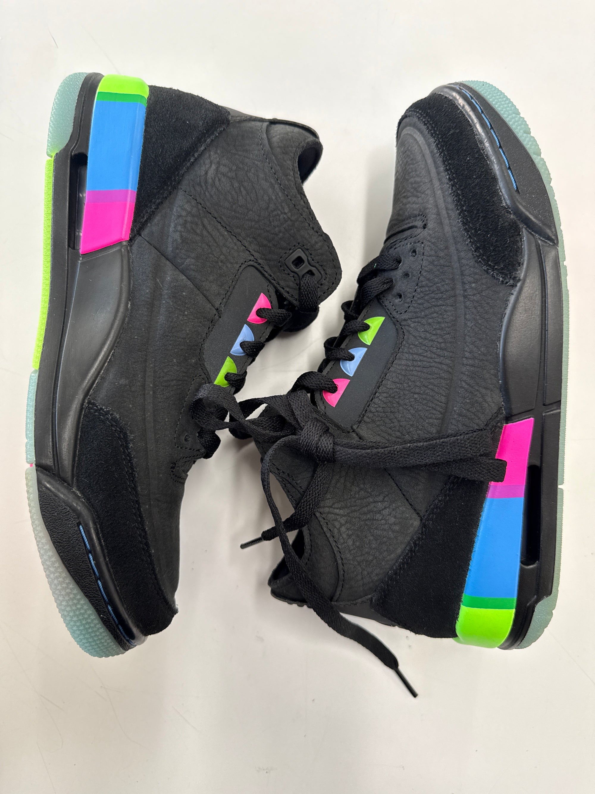 AIR JORDAN 3 QUAI54 - SIZE 8 (WORN )