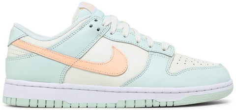 WMNS Nike Dunk Low "BARELY GREEN"